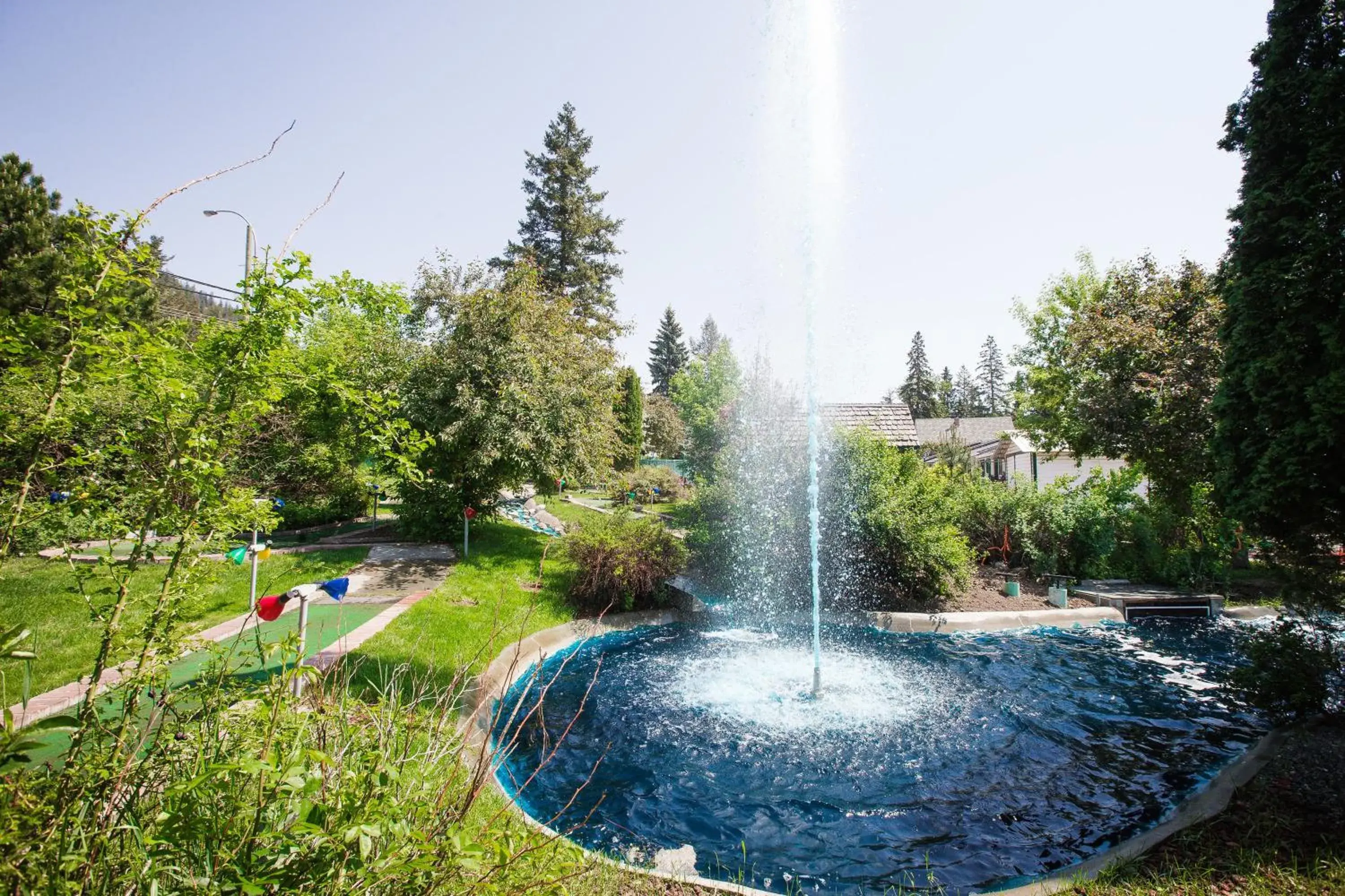 Minigolf, Garden in Lakeside Motel