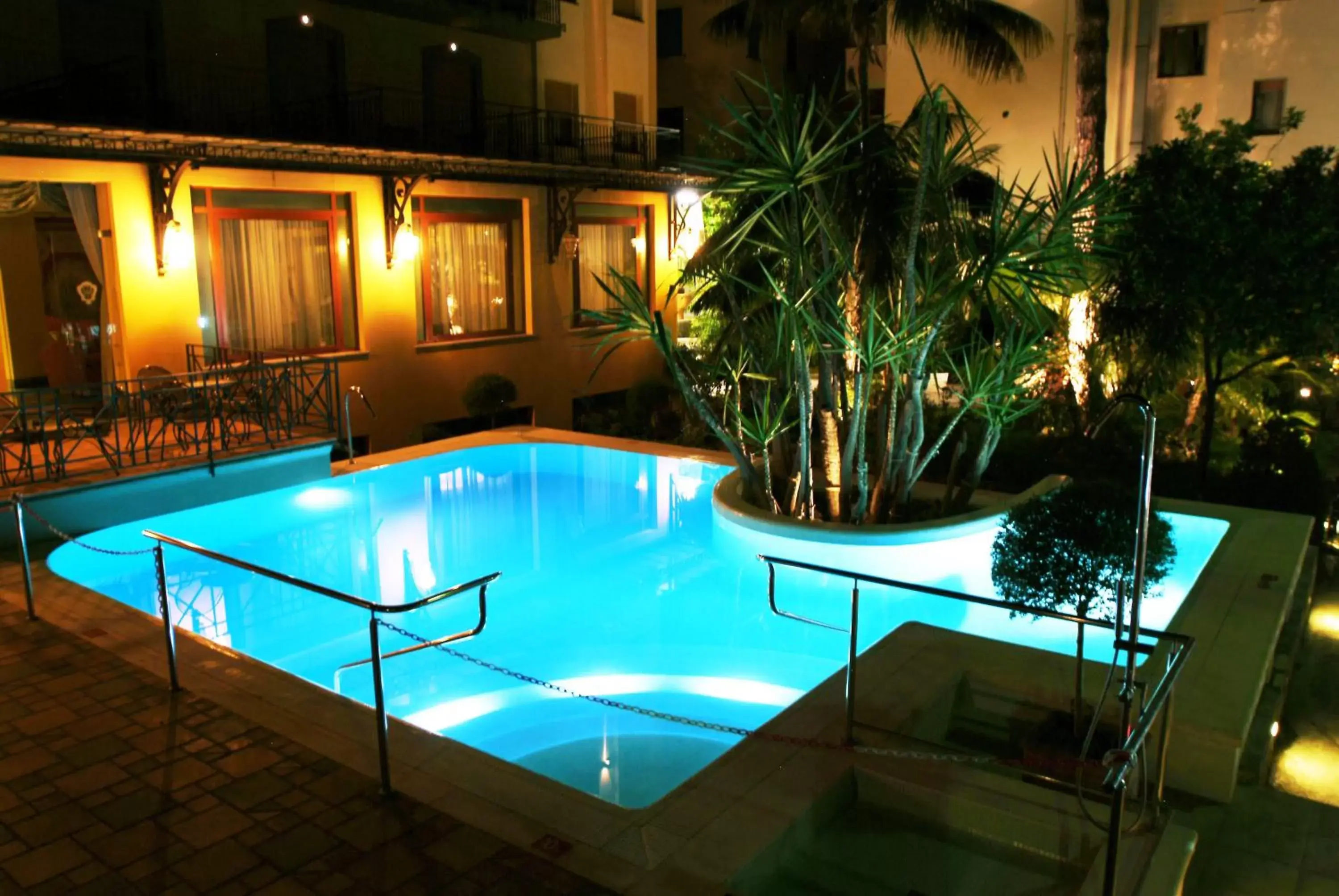 Night, Swimming Pool in Hotel Zi' Teresa