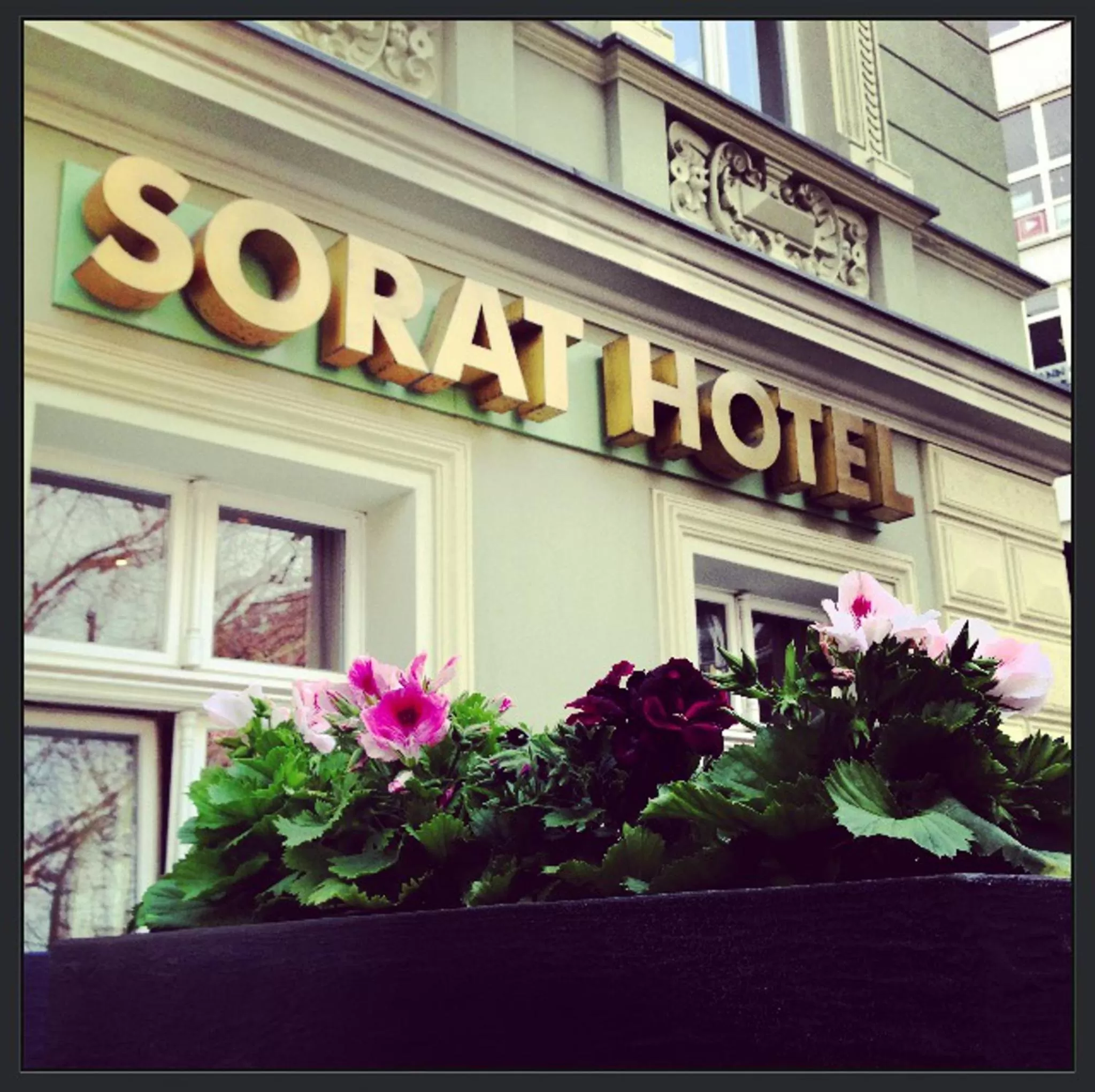 Facade/entrance in SORAT Hotel Cottbus
