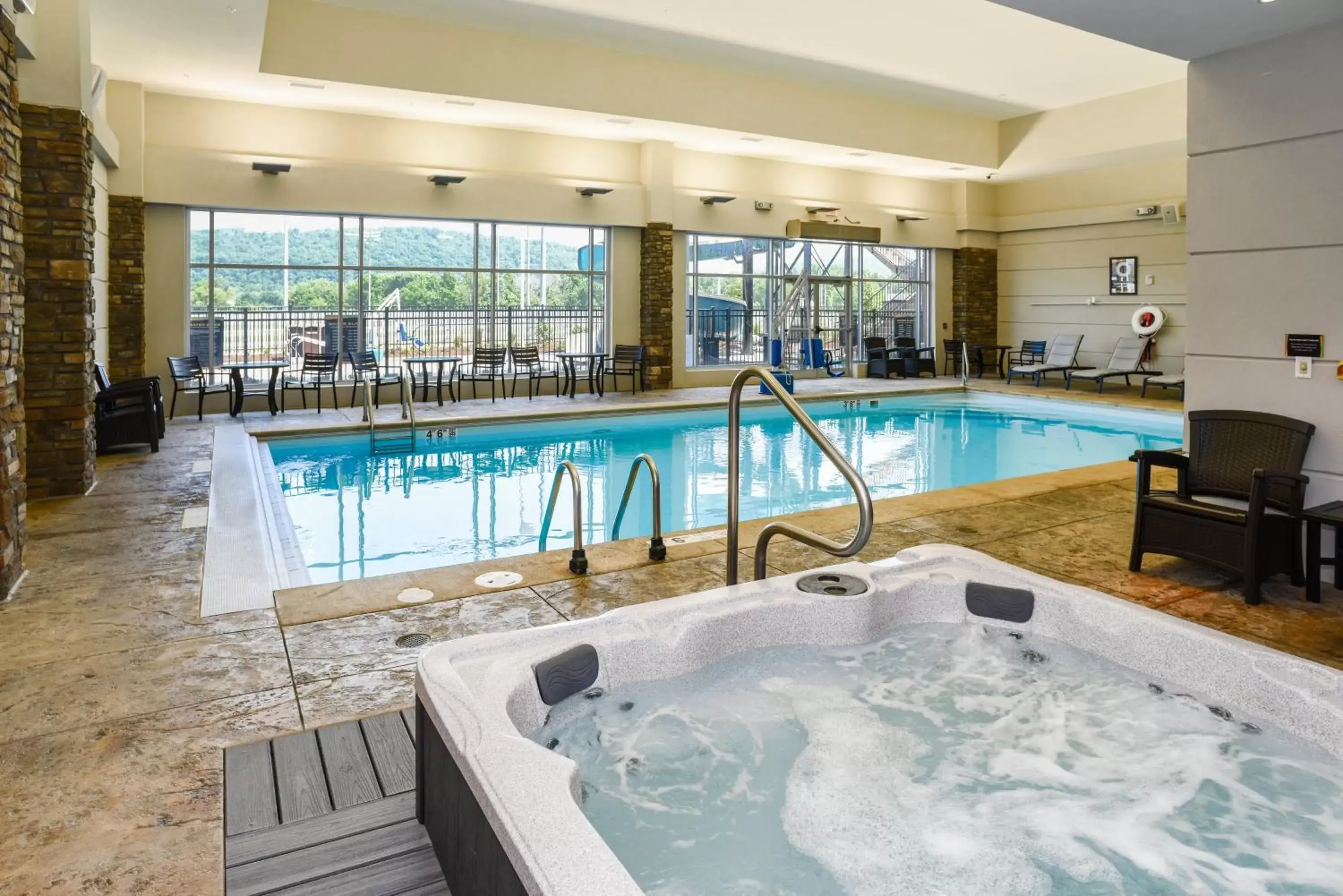 Hot Tub, Swimming Pool in Tioga Downs Casino and Resort