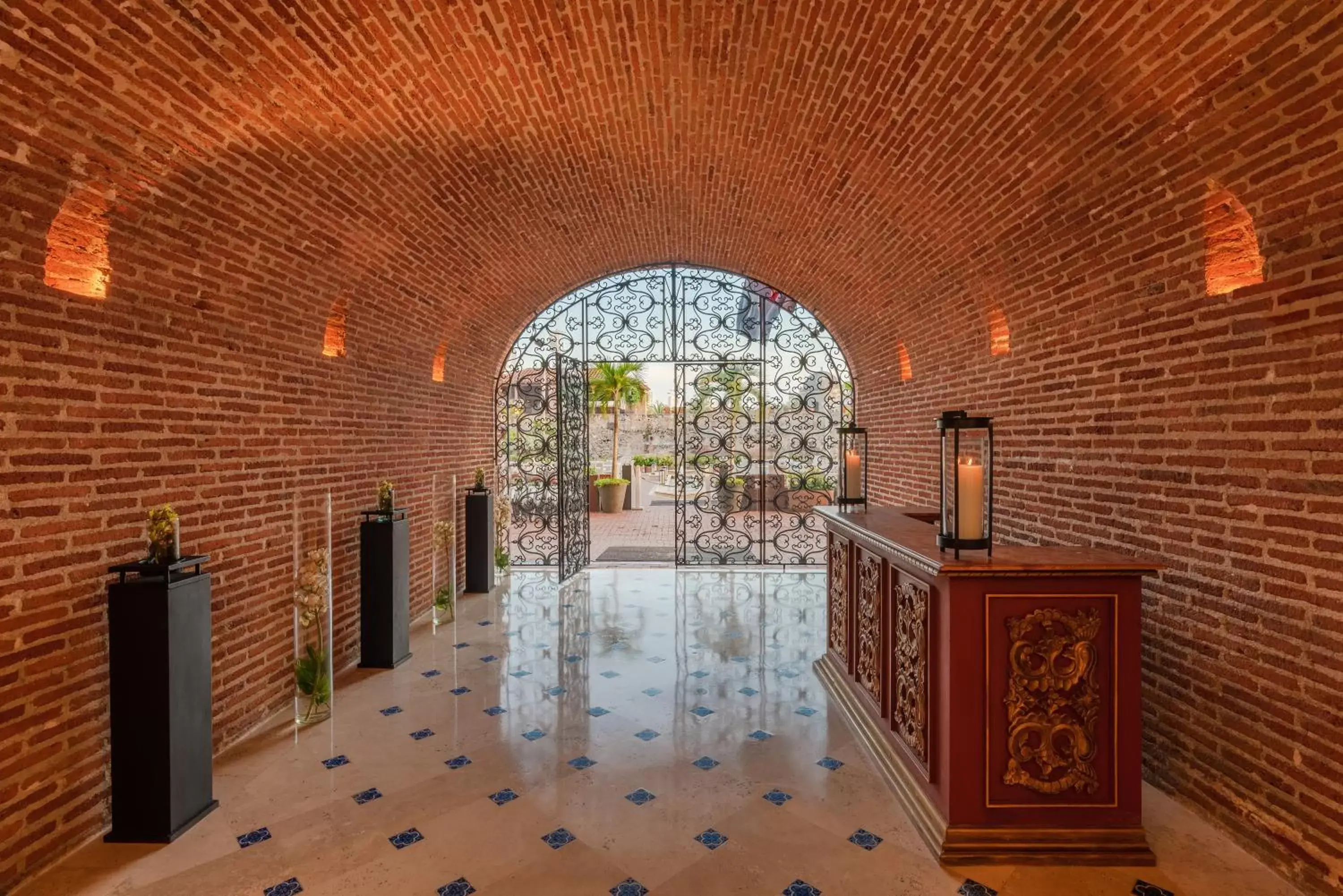 Facade/entrance in Charleston Santa Teresa Cartagena