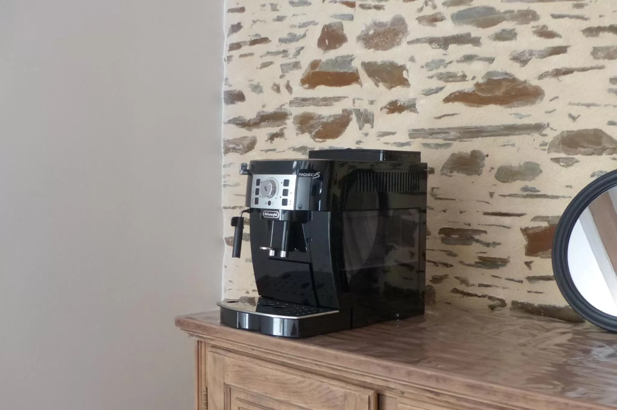 Breakfast, TV/Entertainment Center in Maison d'hôtes KerCalow, Chambres d'hôtes