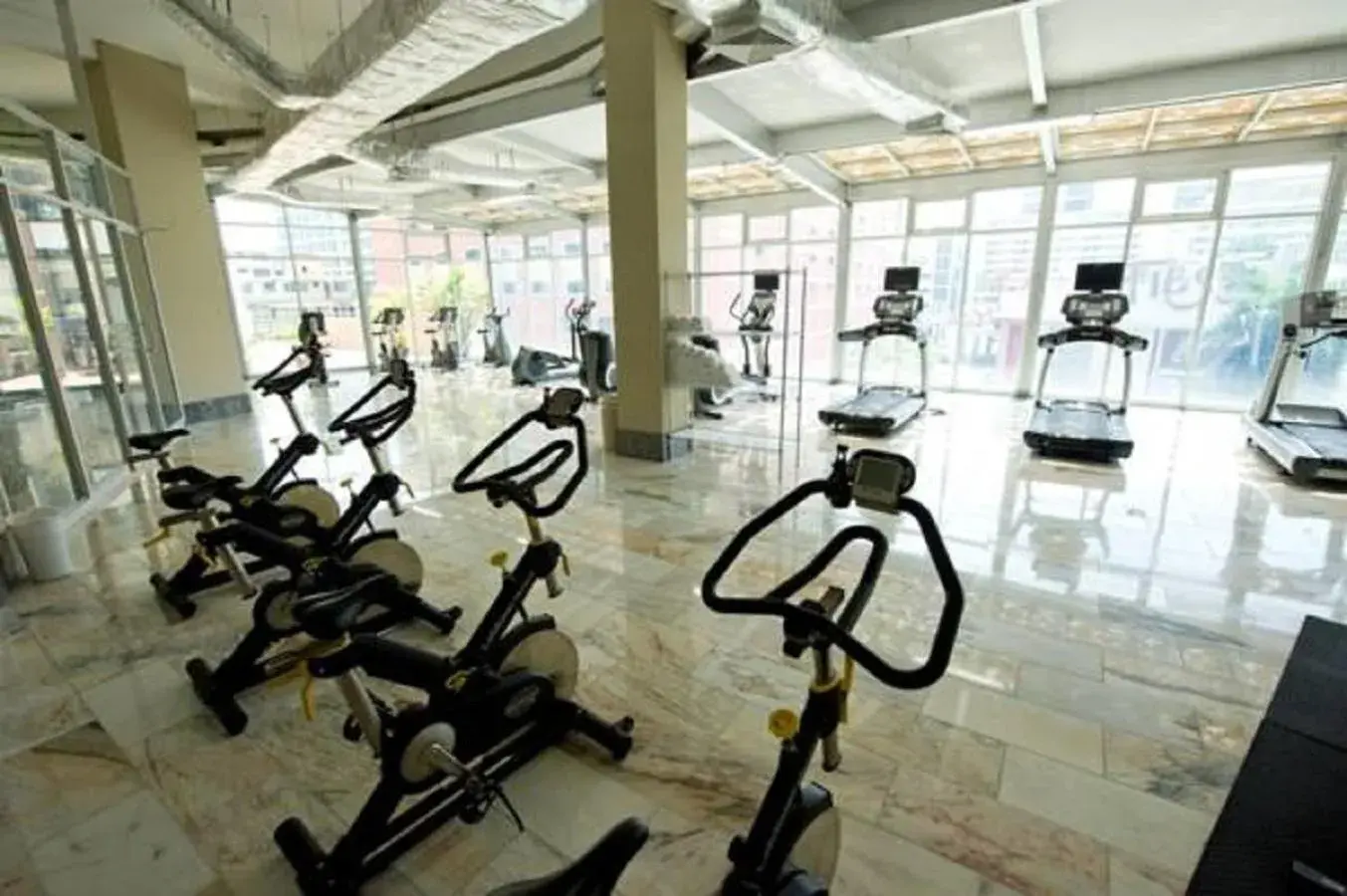 Fitness centre/facilities, Fitness Center/Facilities in Torres de Alba Hotel & Suites