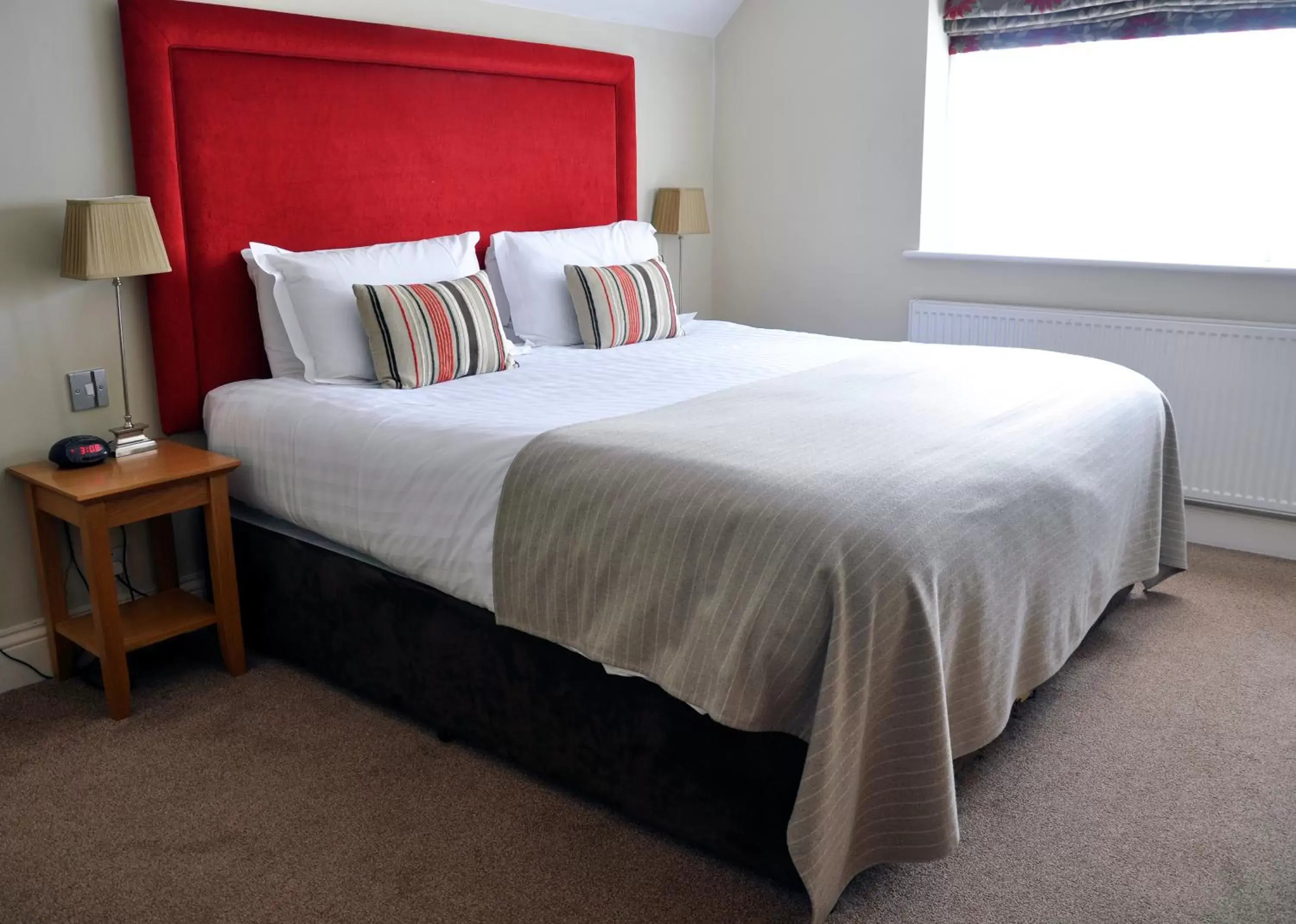 Bedroom, Bed in Banbury Wroxton House Hotel
