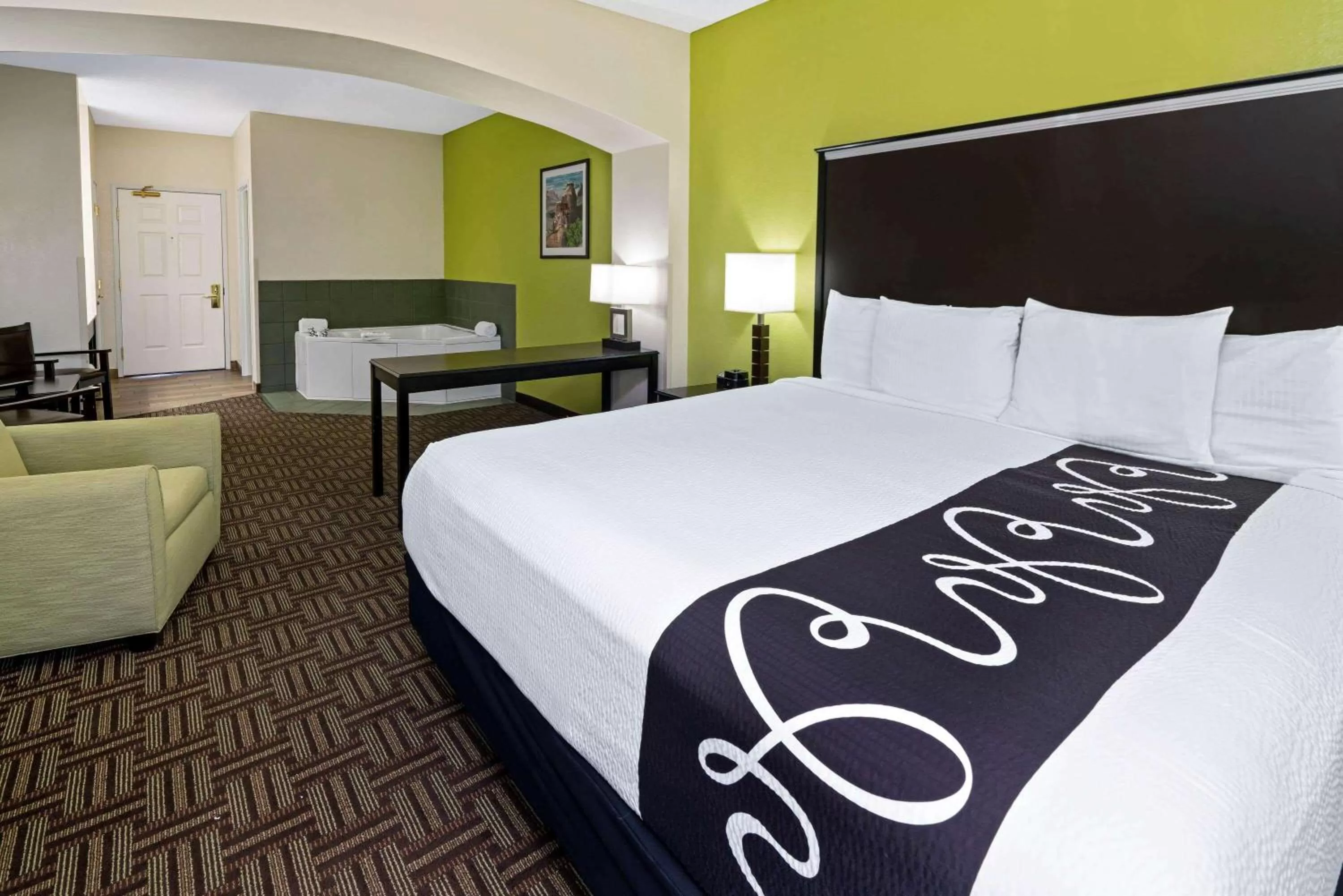 Photo of the whole room, Bed in La Quinta by Wyndham Fruita