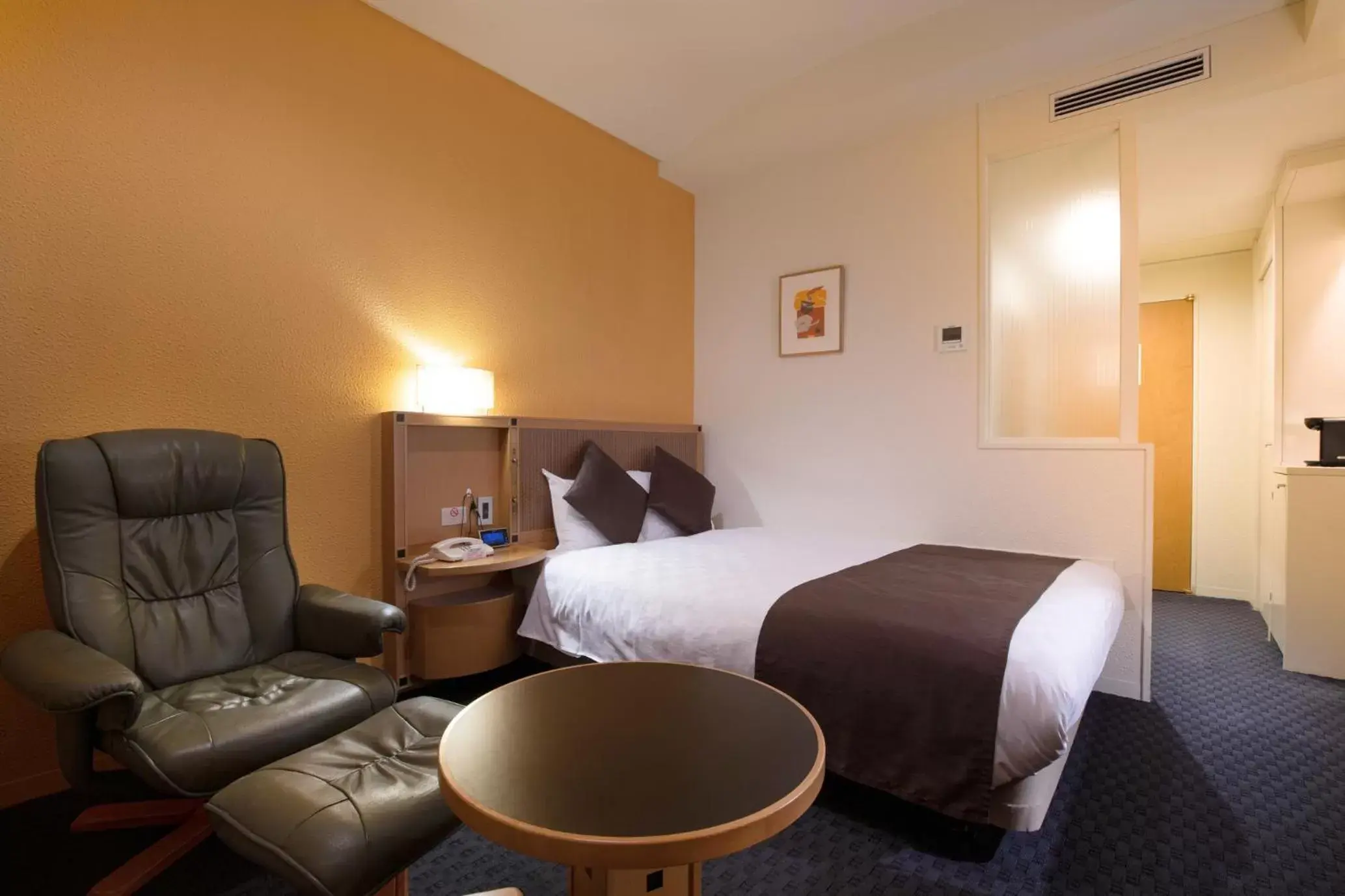 Premium Deluxe Single Room - Non-Smoking in Hotel Nagoya Garden Palace Premium Deluxe Single Room - Non-Smoking in Hotel Nagoya Garden Palace