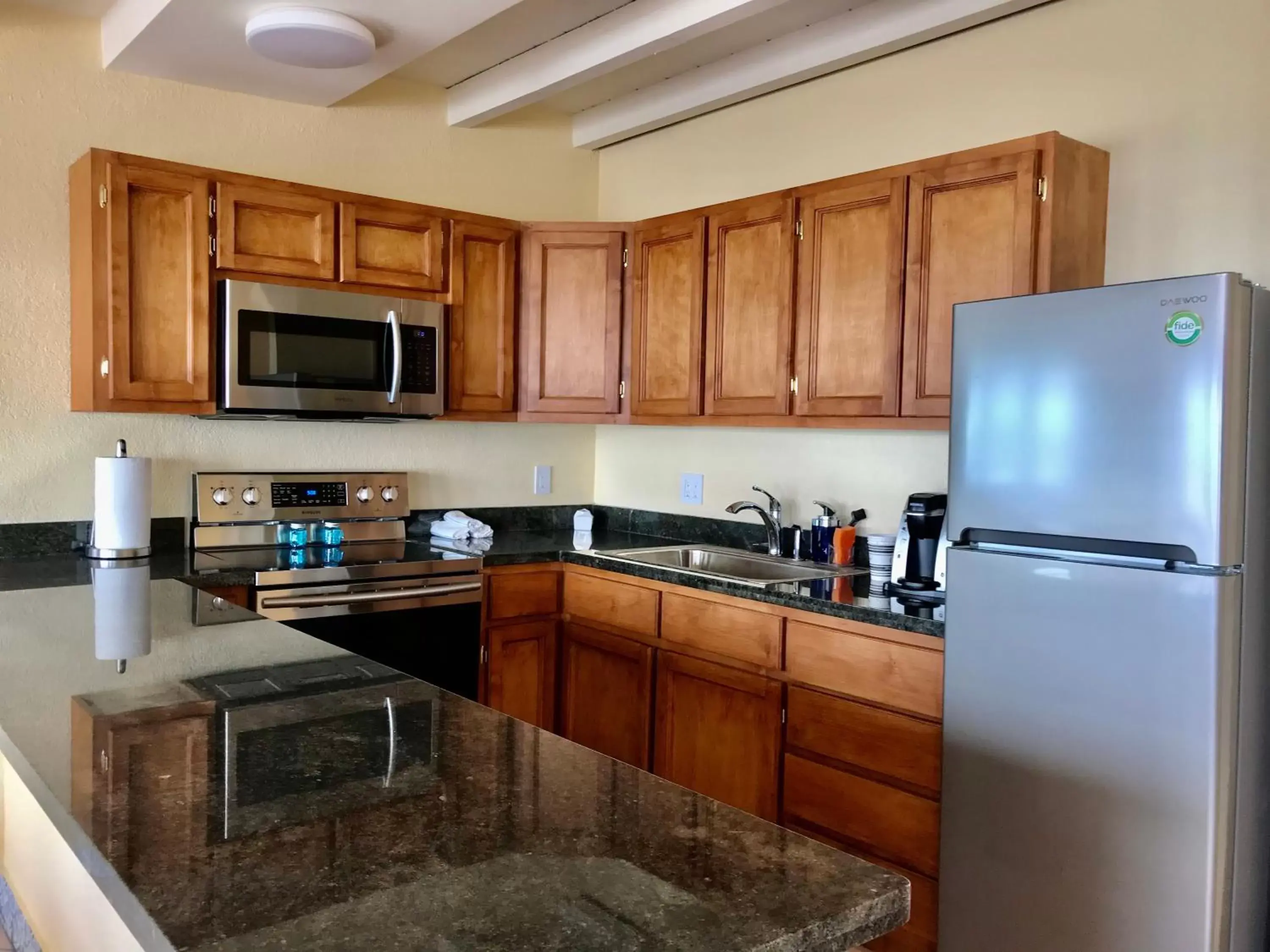 Kitchen or kitchenette, Kitchen/Kitchenette in Quinta Pacifica Beachfront Villas