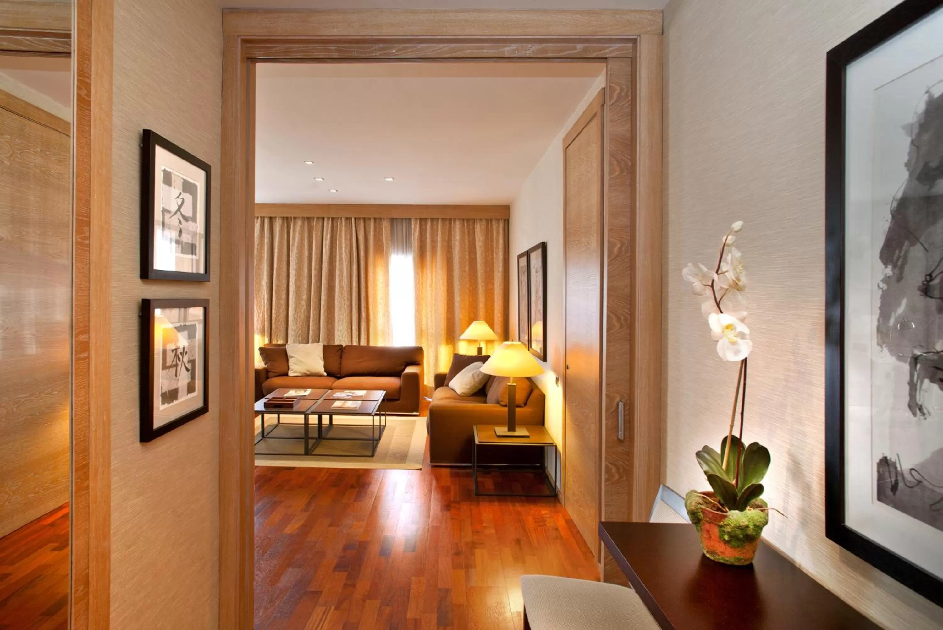 Photo of the whole room in SH Valencia Palace