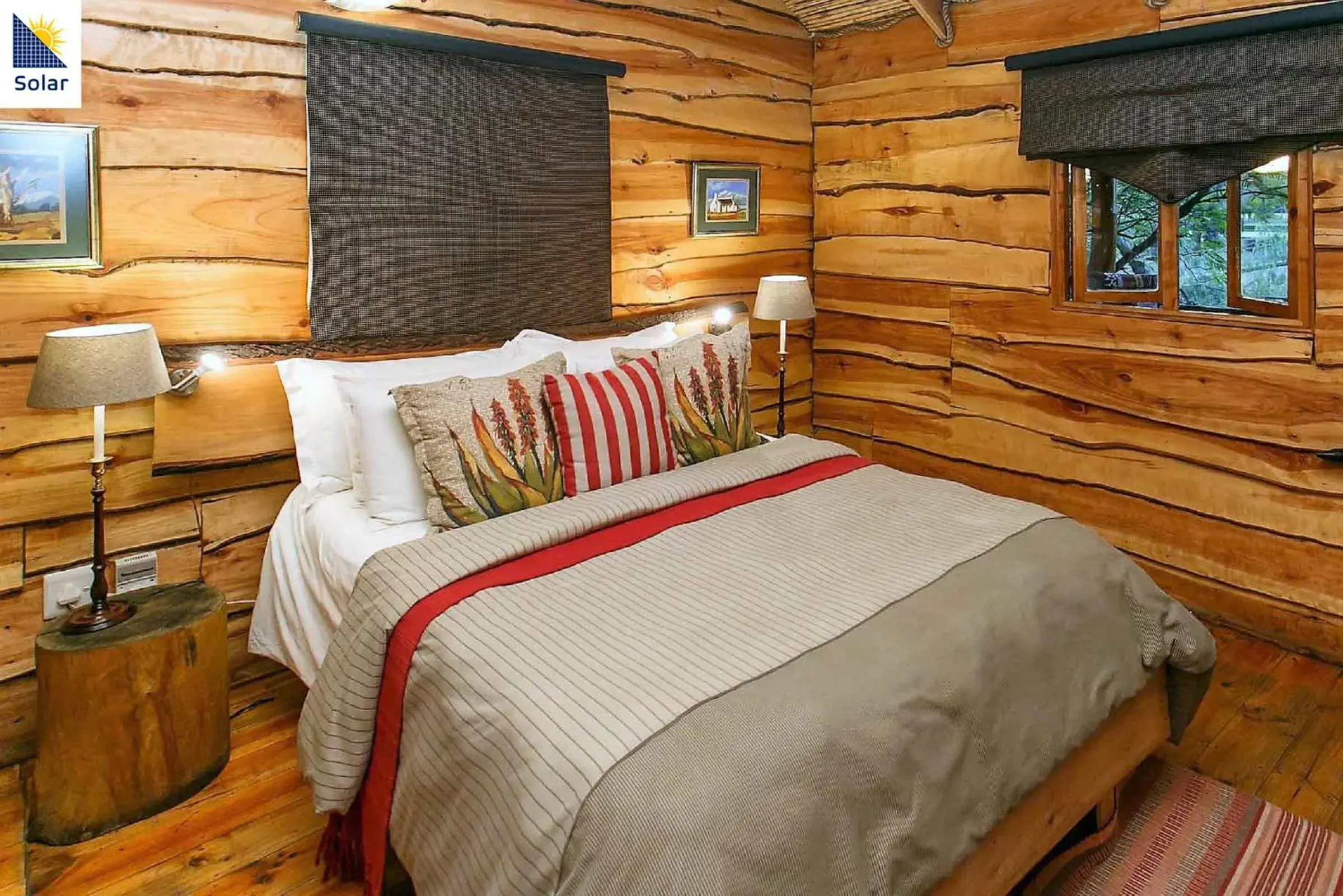 Bedroom, Bed in Riverside Guest Lodge