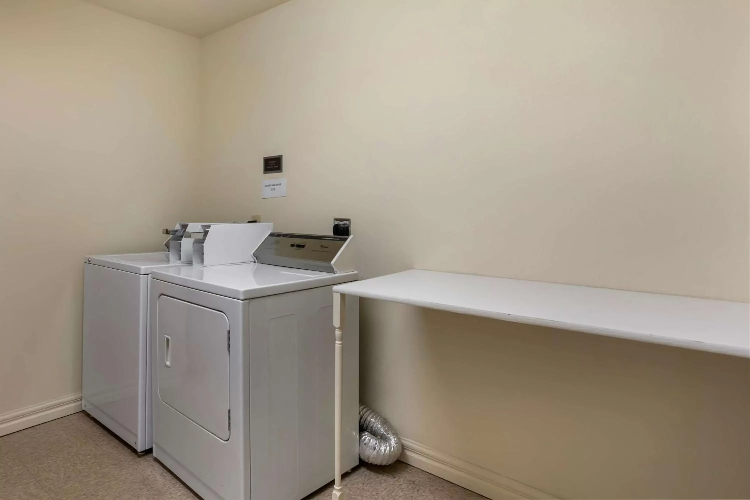 laundry, Bathroom in Best Western Plus Capital Inn