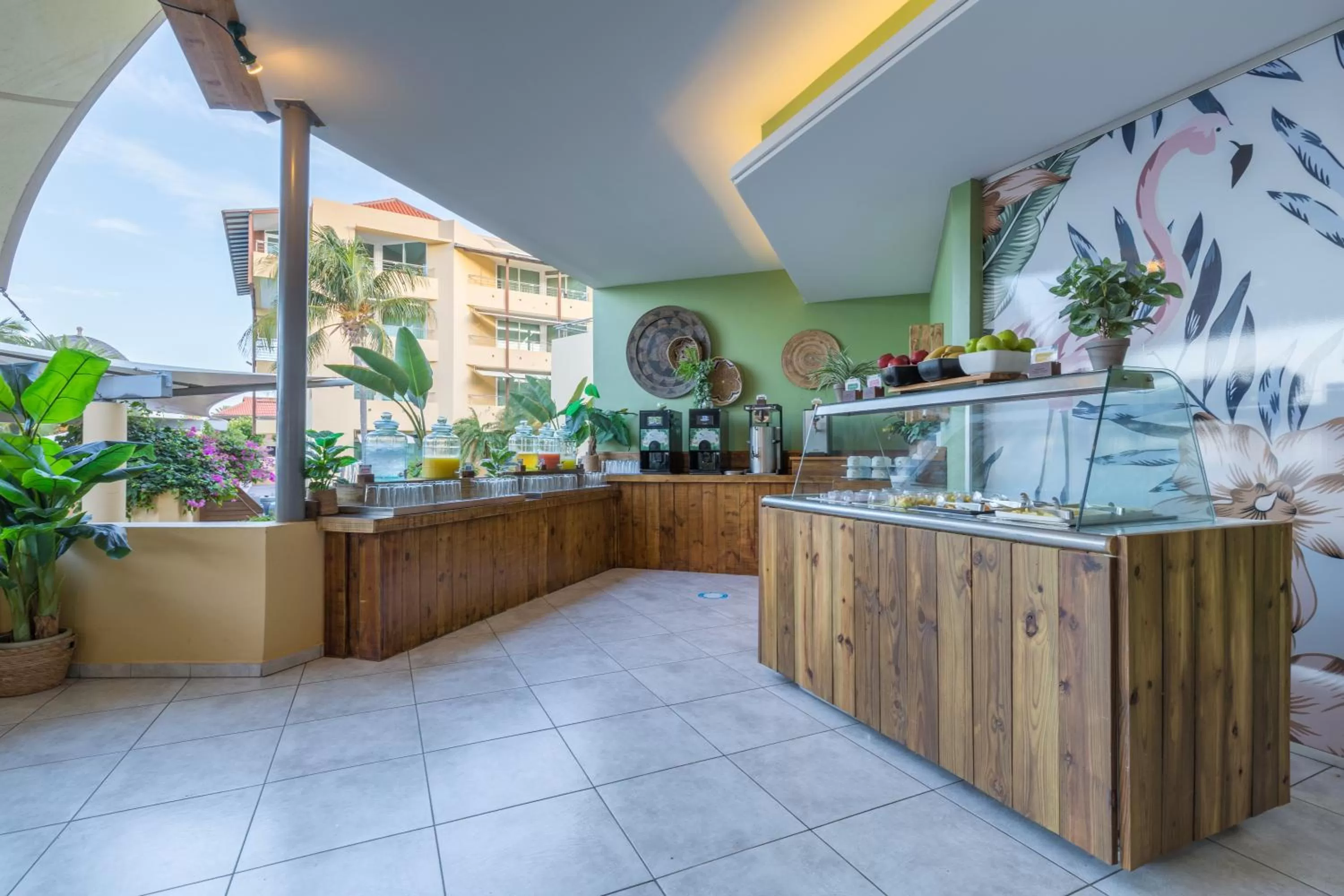 Restaurant/places to eat in Curacao Avila Beach Hotel