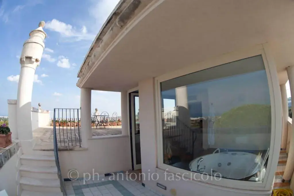 Balcony/Terrace in San Tommaso Hotel