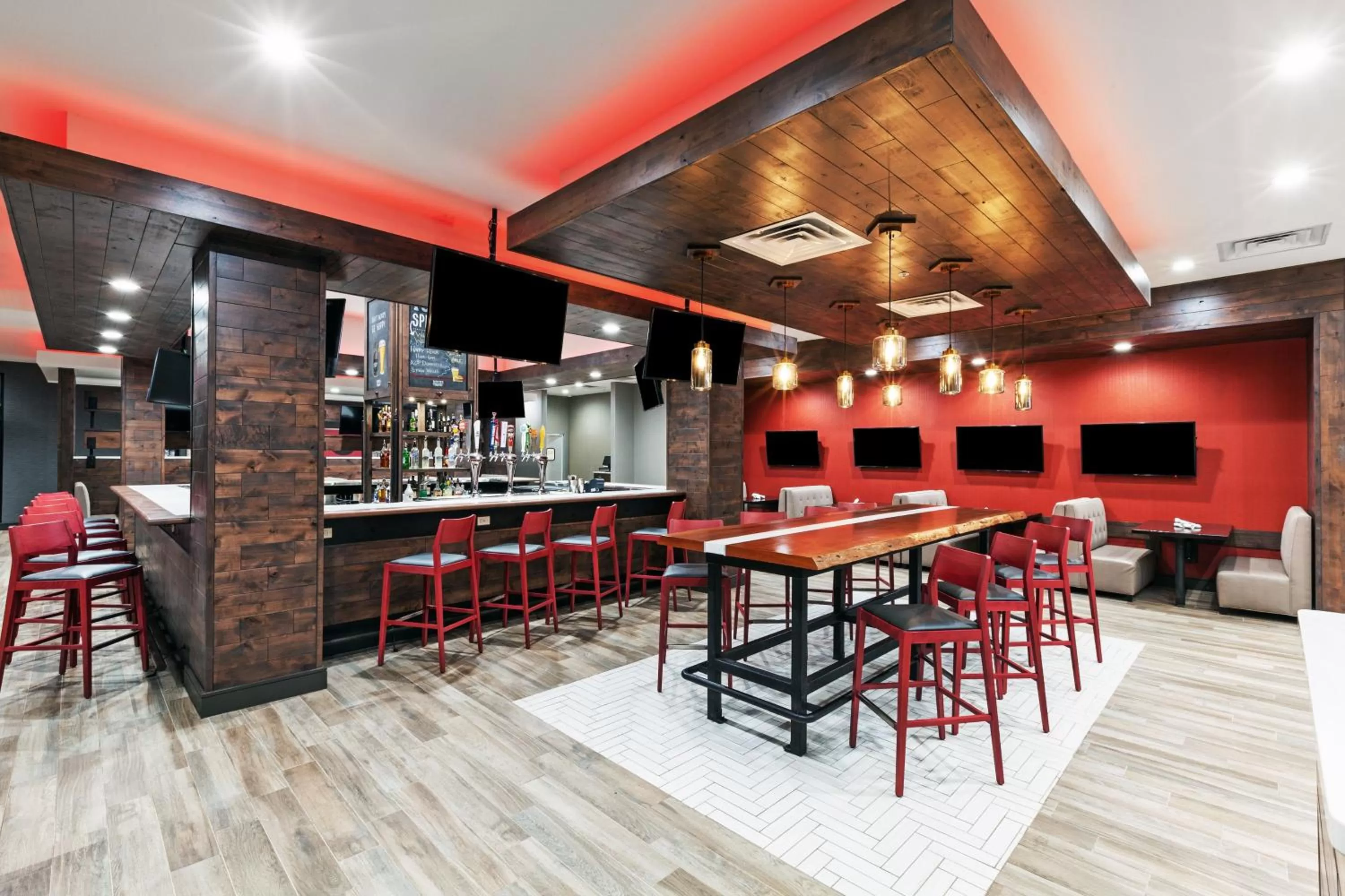 Restaurant/places to eat in Holiday Inn Lubbock South by IHG