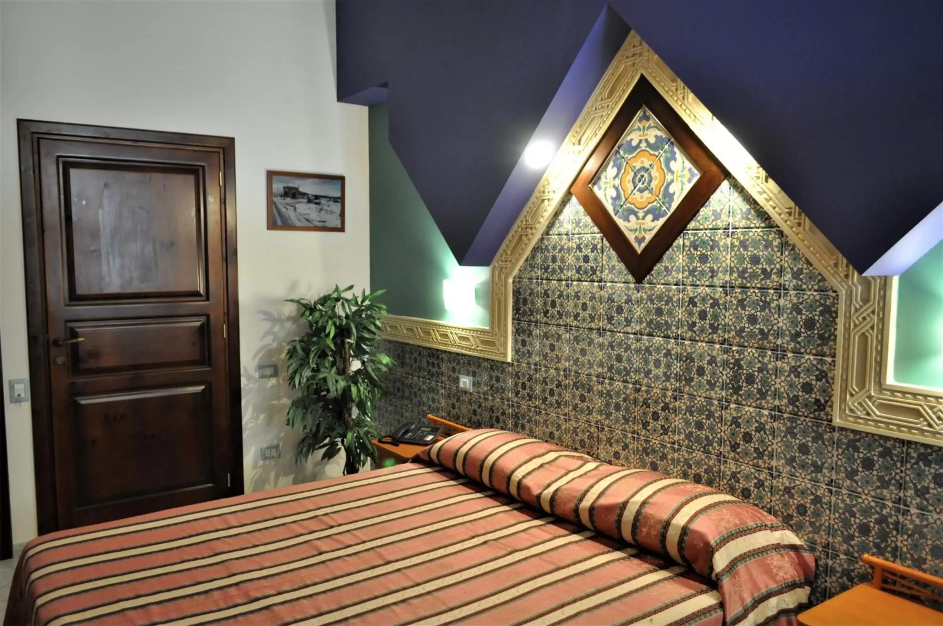 Photo of the whole room, Bed in Al-Tair