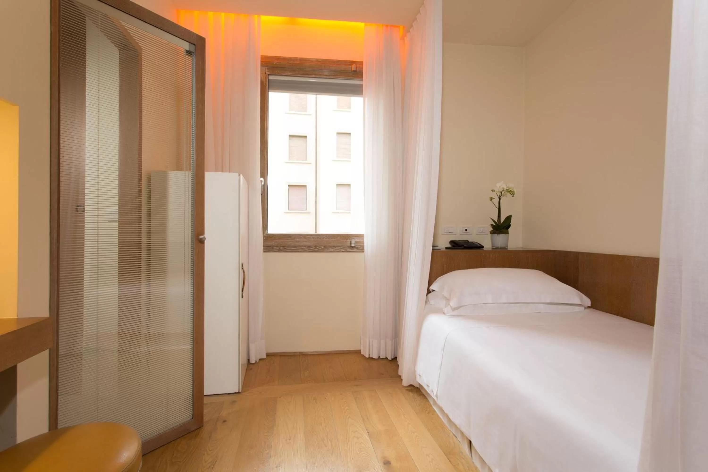 Bedroom, Bed in Hotel Continentale - Lungarno Collection