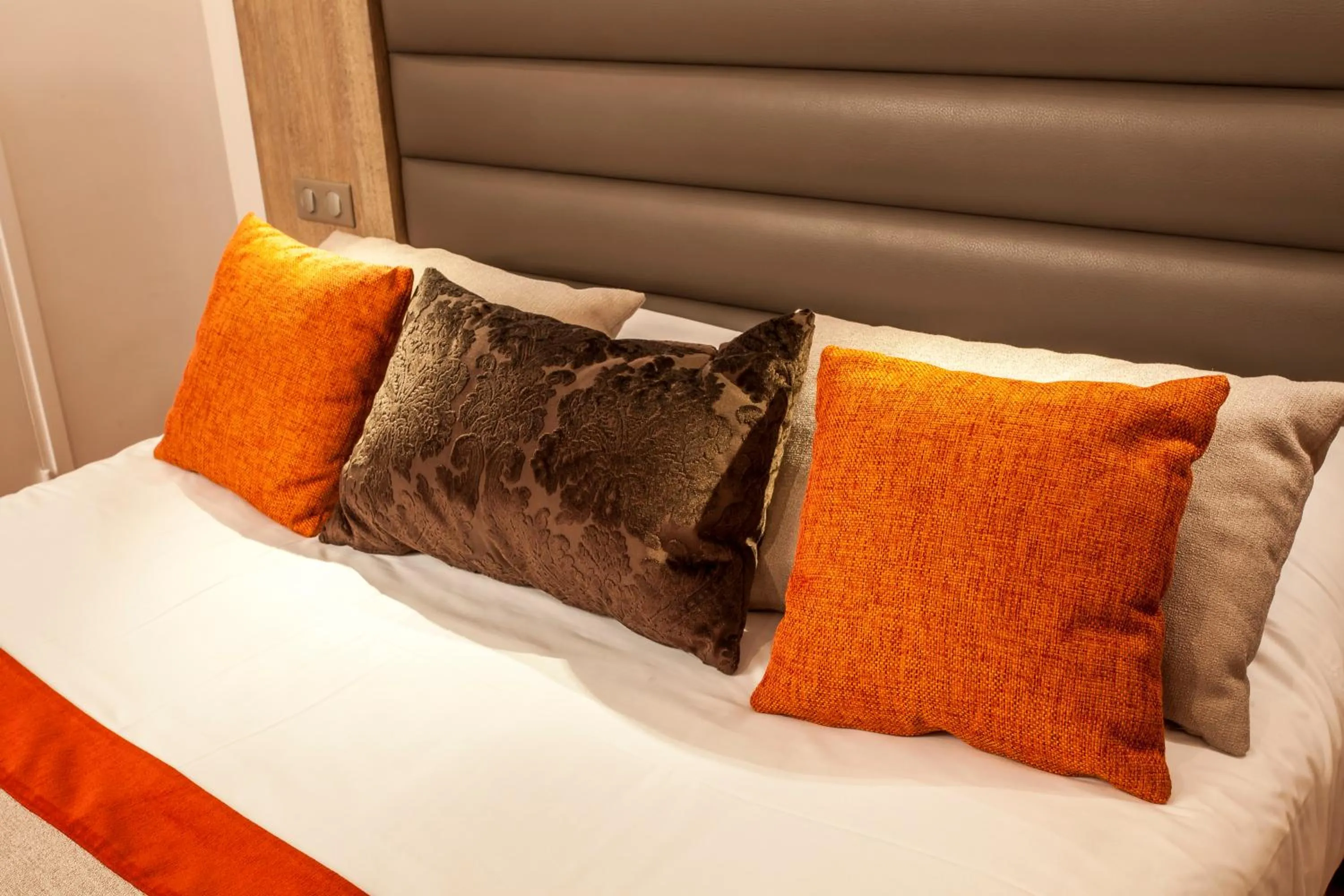 Decorative detail, Bed in Logis - Le Christina