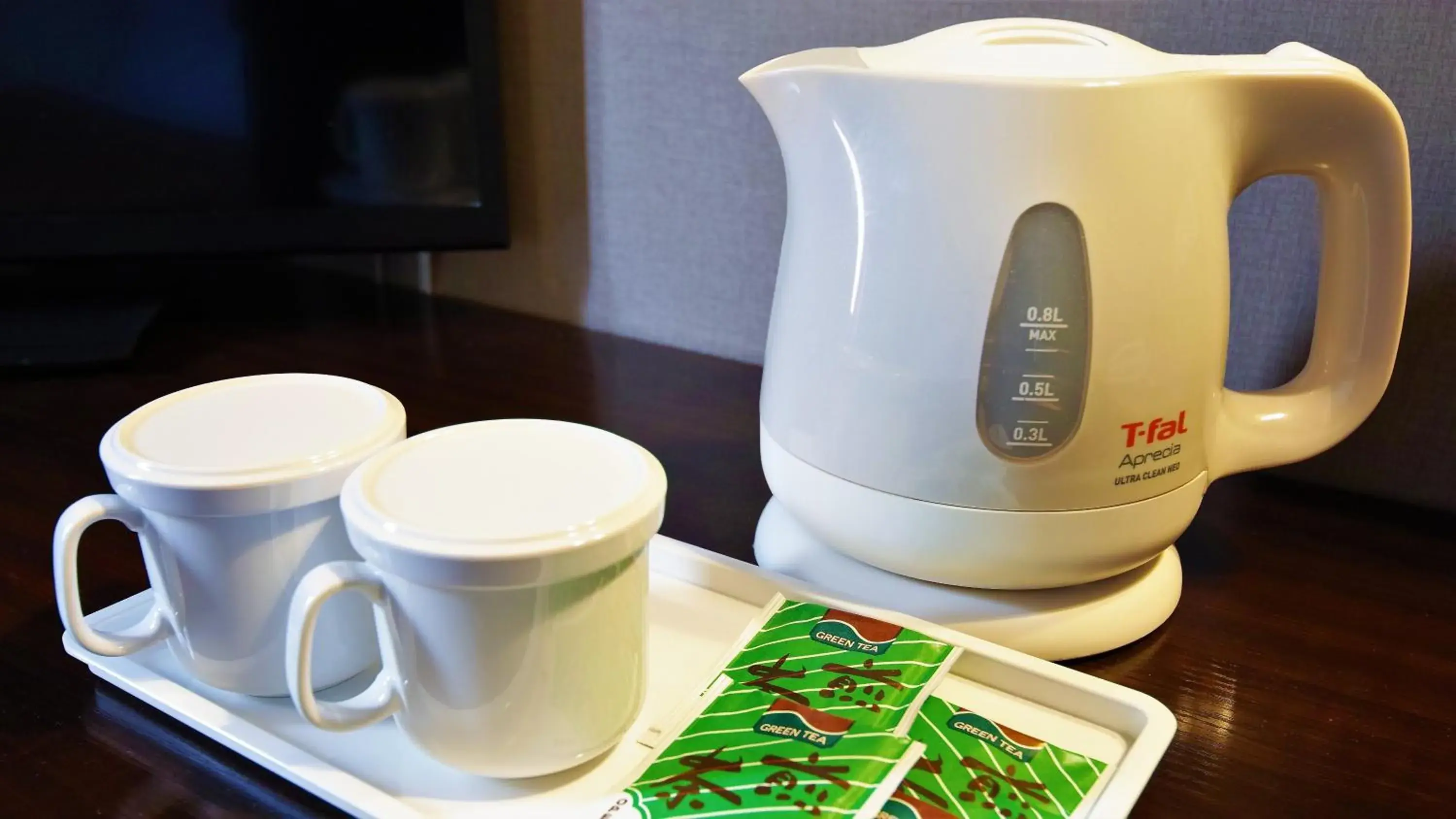 Photo of the whole room, Coffee/Tea Facilities in Kumamoto Green Hotel