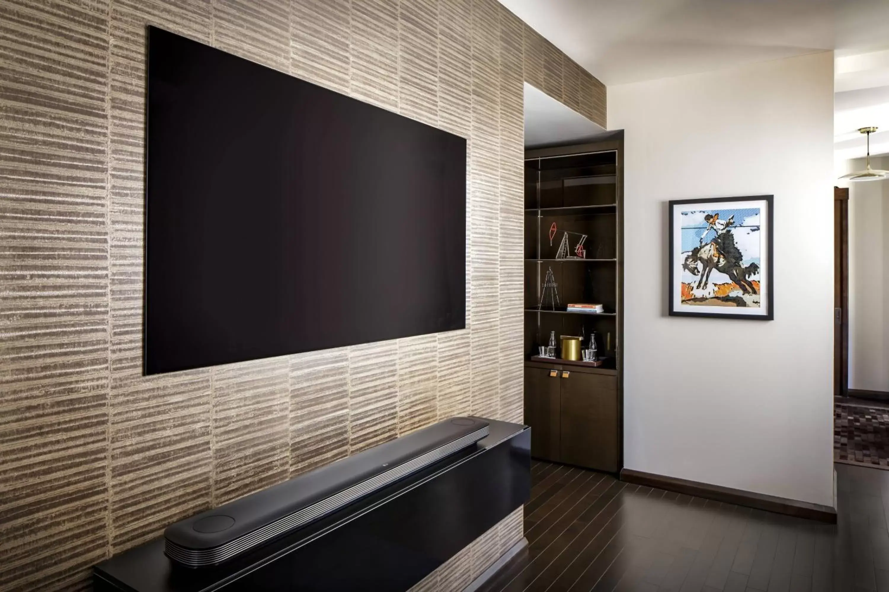 Bedroom, TV/Entertainment Center in The Sinclair, Autograph Collection