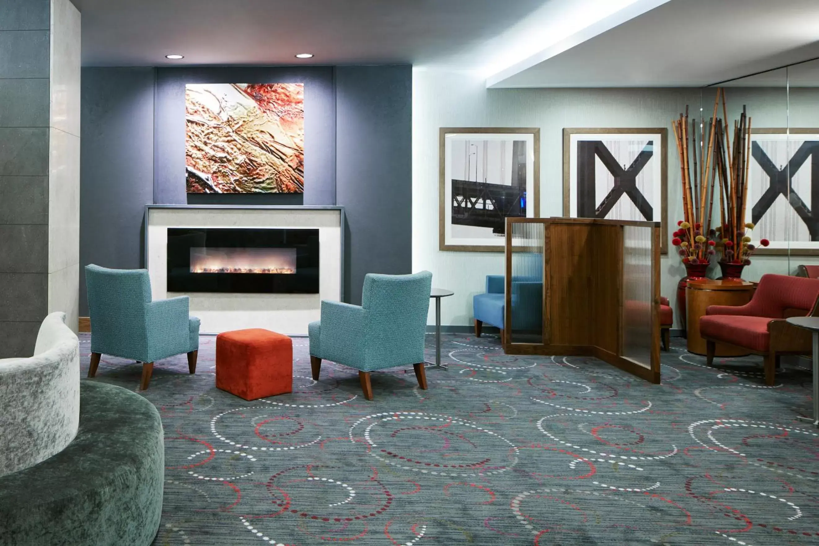 Communal lounge/ TV room, Lobby/Reception in Club Quarters Hotel Embarcadero, San Francisco