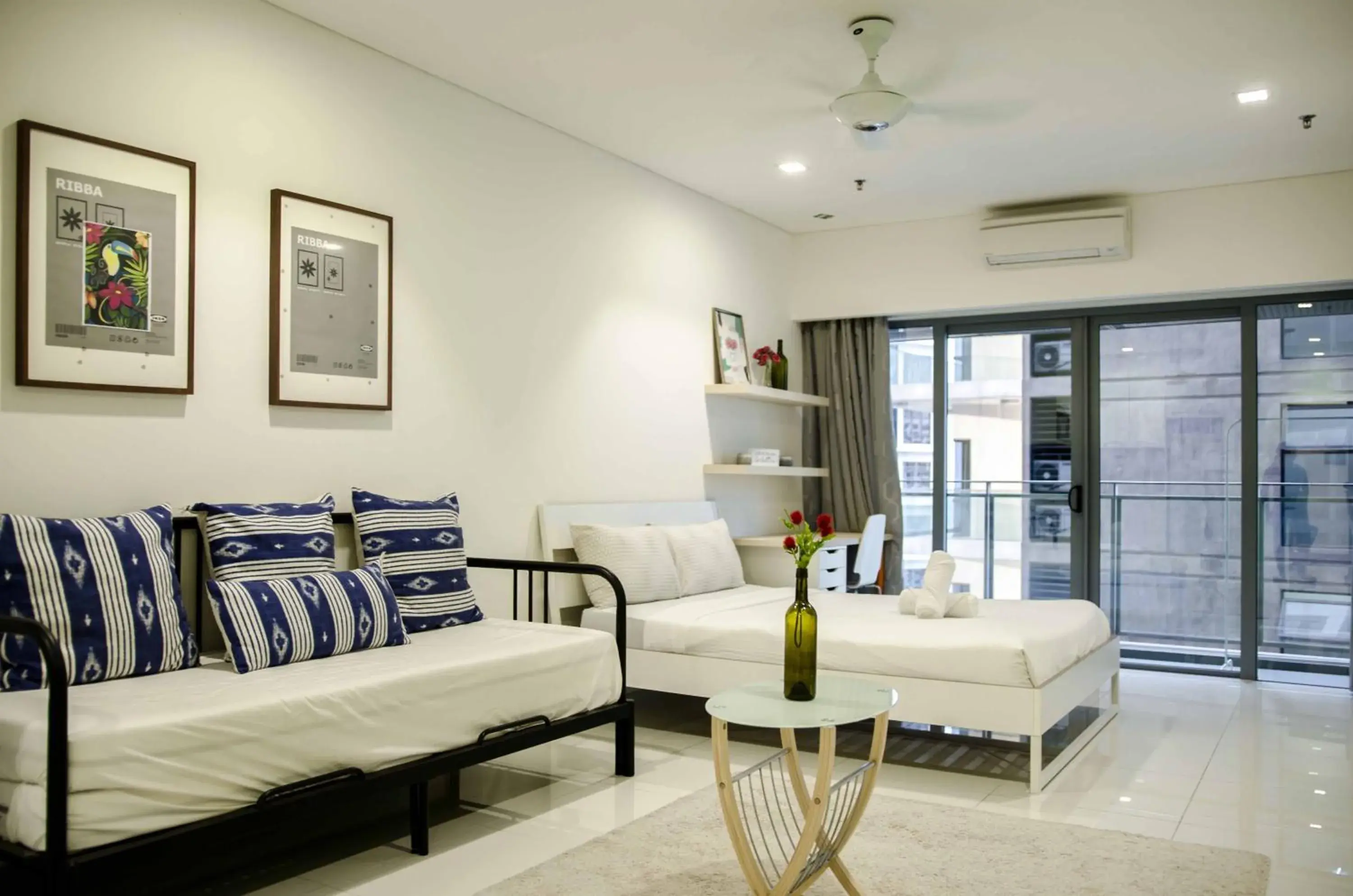 Bedroom, Seating Area in Mercu Summer Suite KLCC @ Penguin Homes
