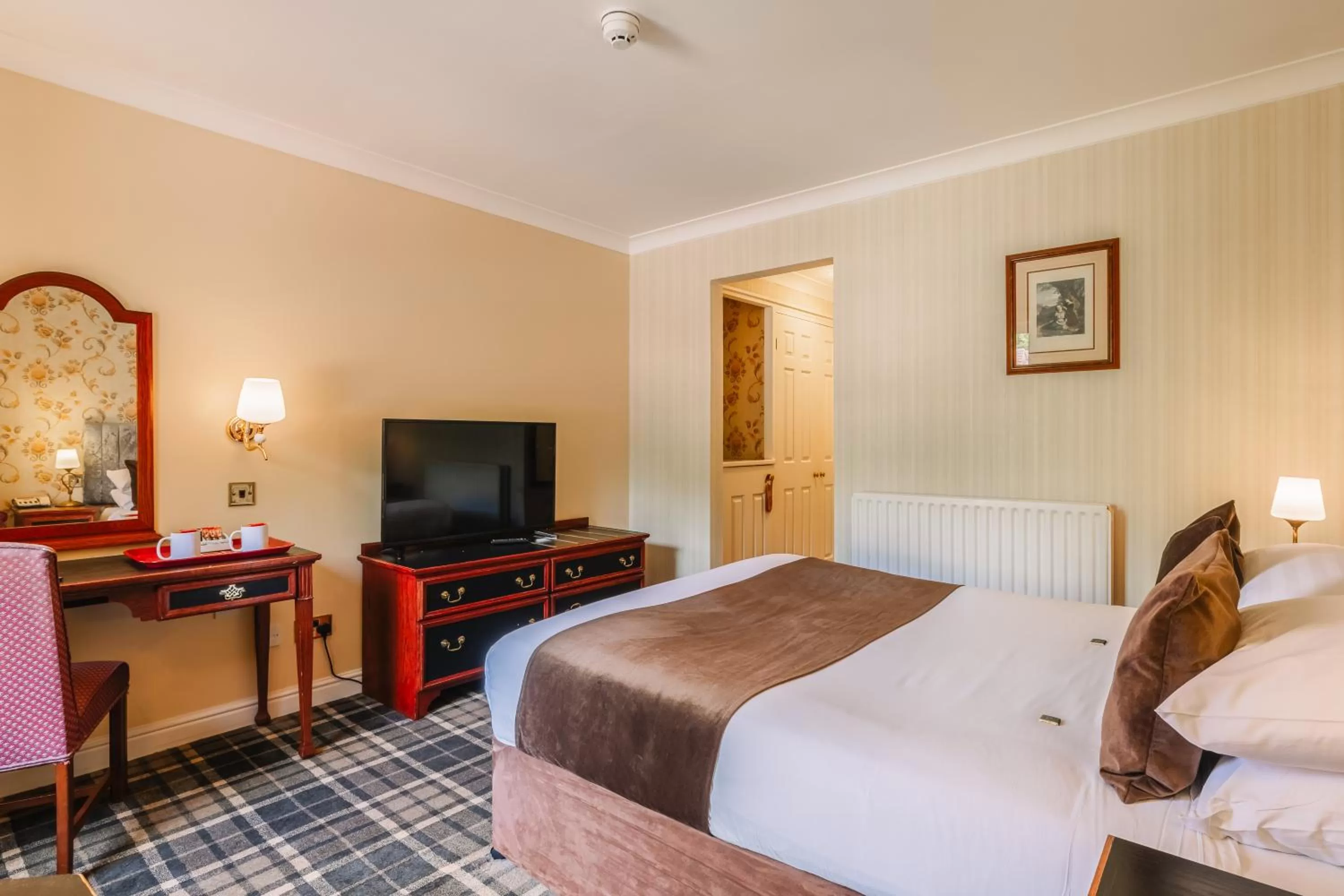 Bedroom, Bed in Muthu Belstead Brook Hotel