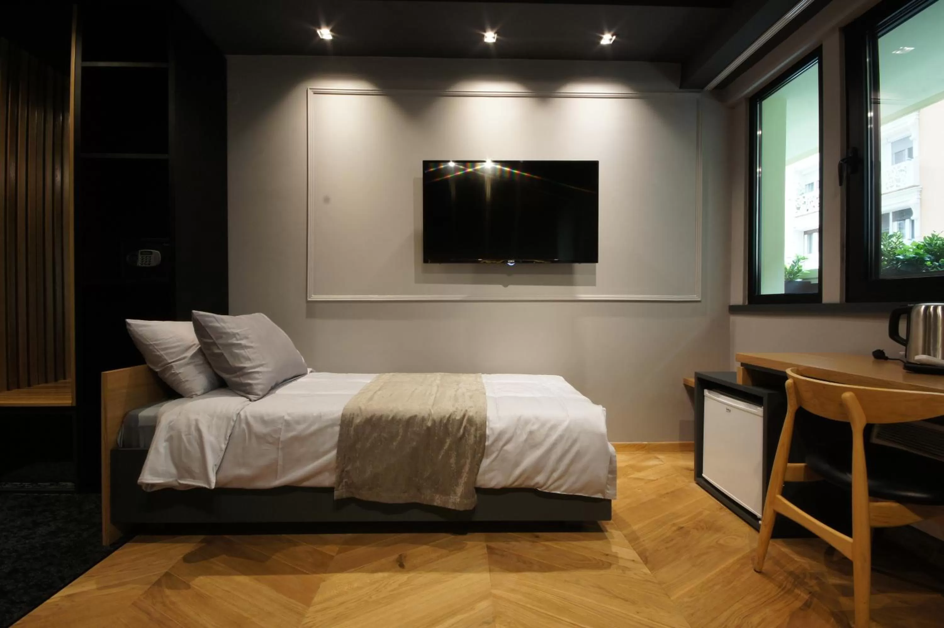 Bed in Hotel London B&B