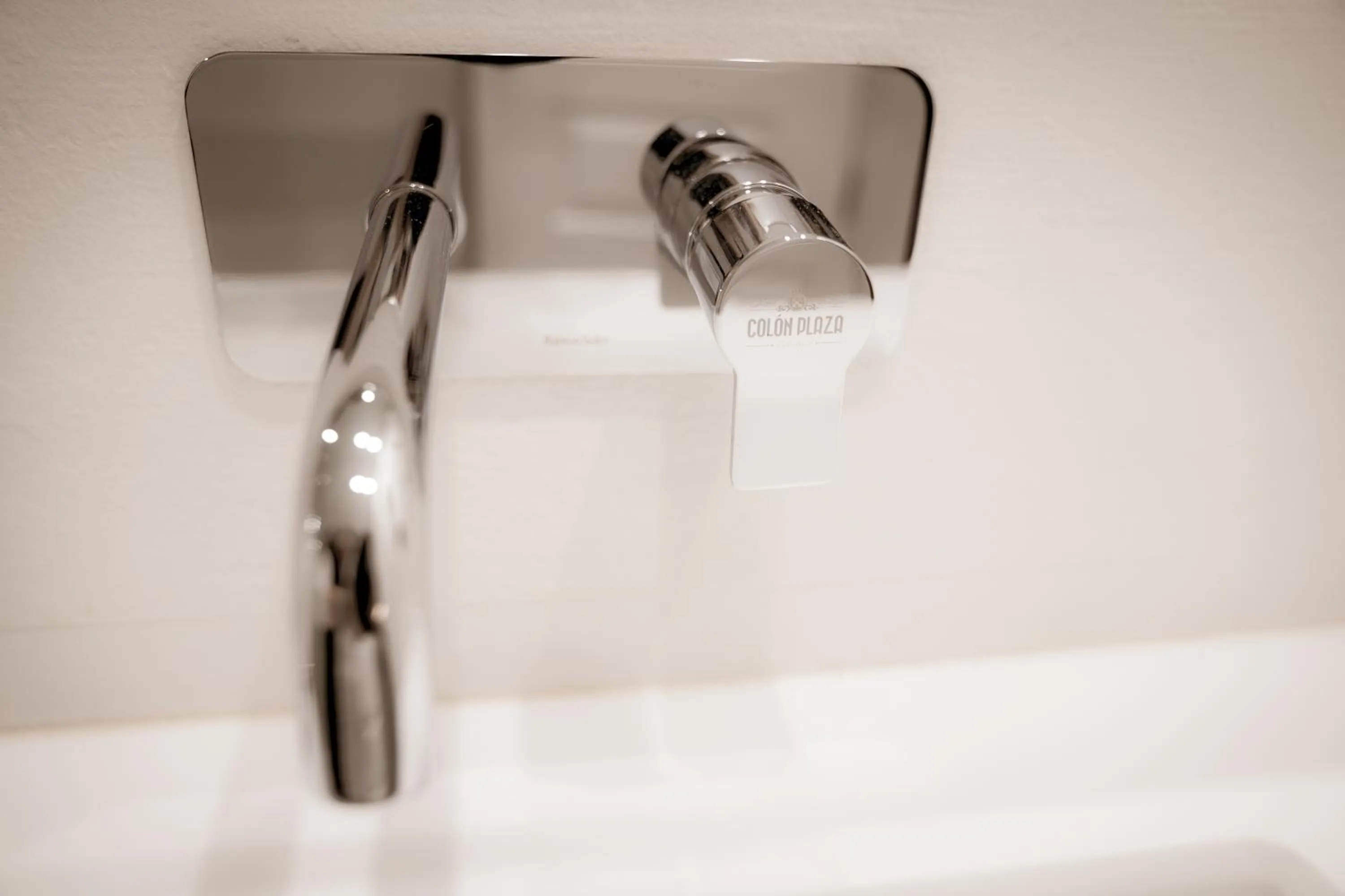 Bathroom in Hotel Colón Plaza