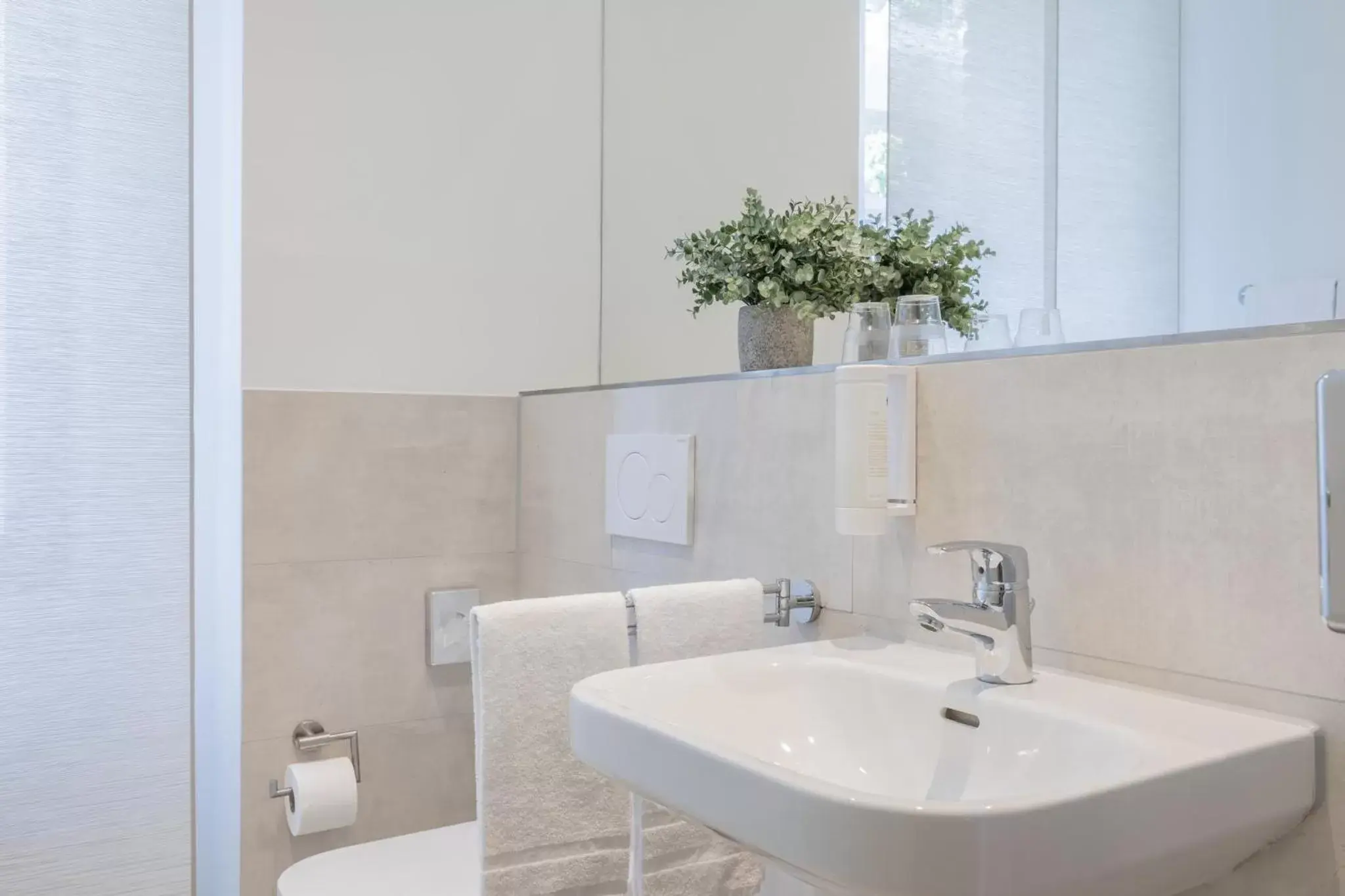 Facade/entrance in Hotel Freiraum Facade/entrance in Hotel Freiraum