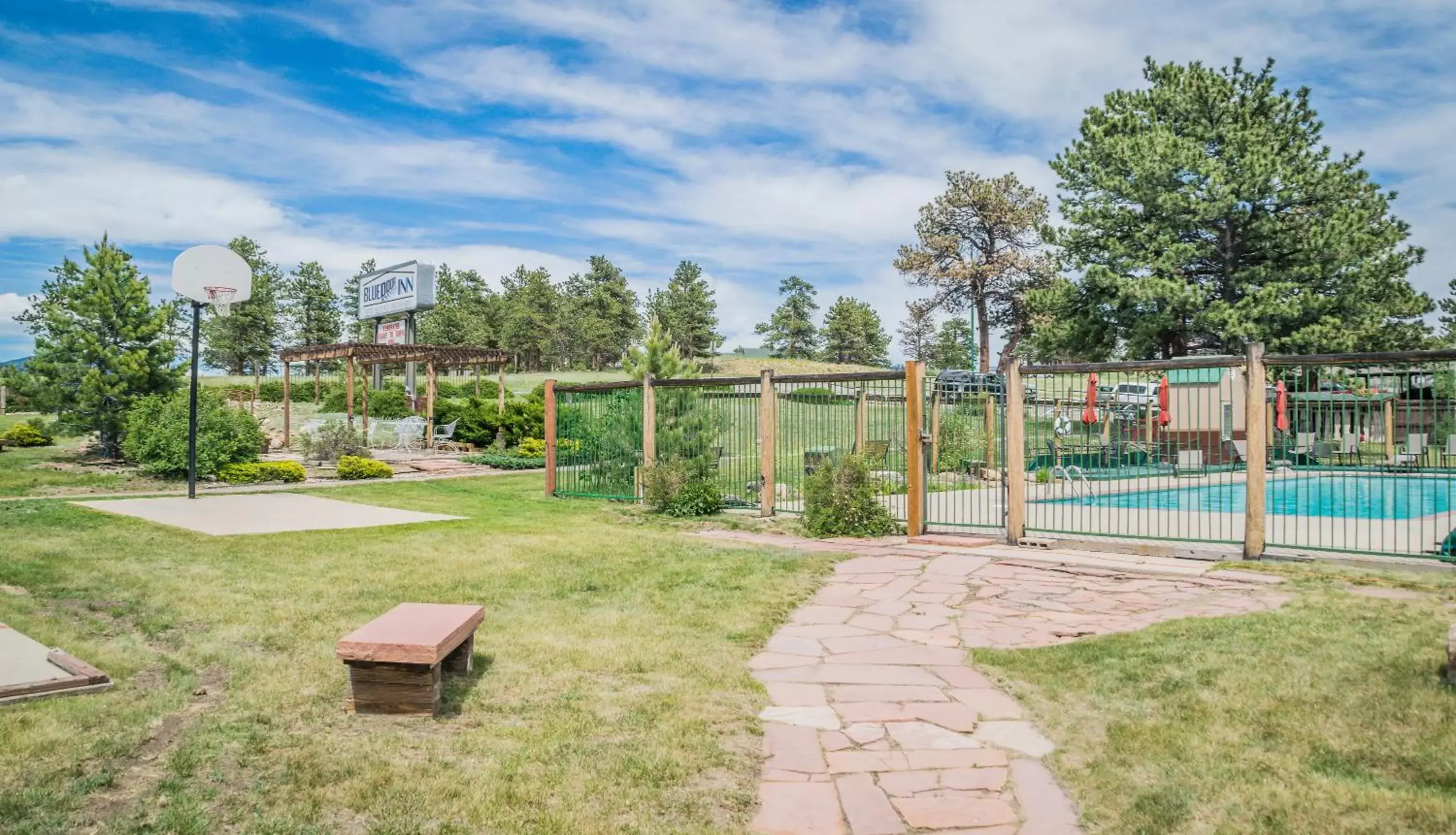 Natural landscape, Swimming Pool in Blue Door Inn