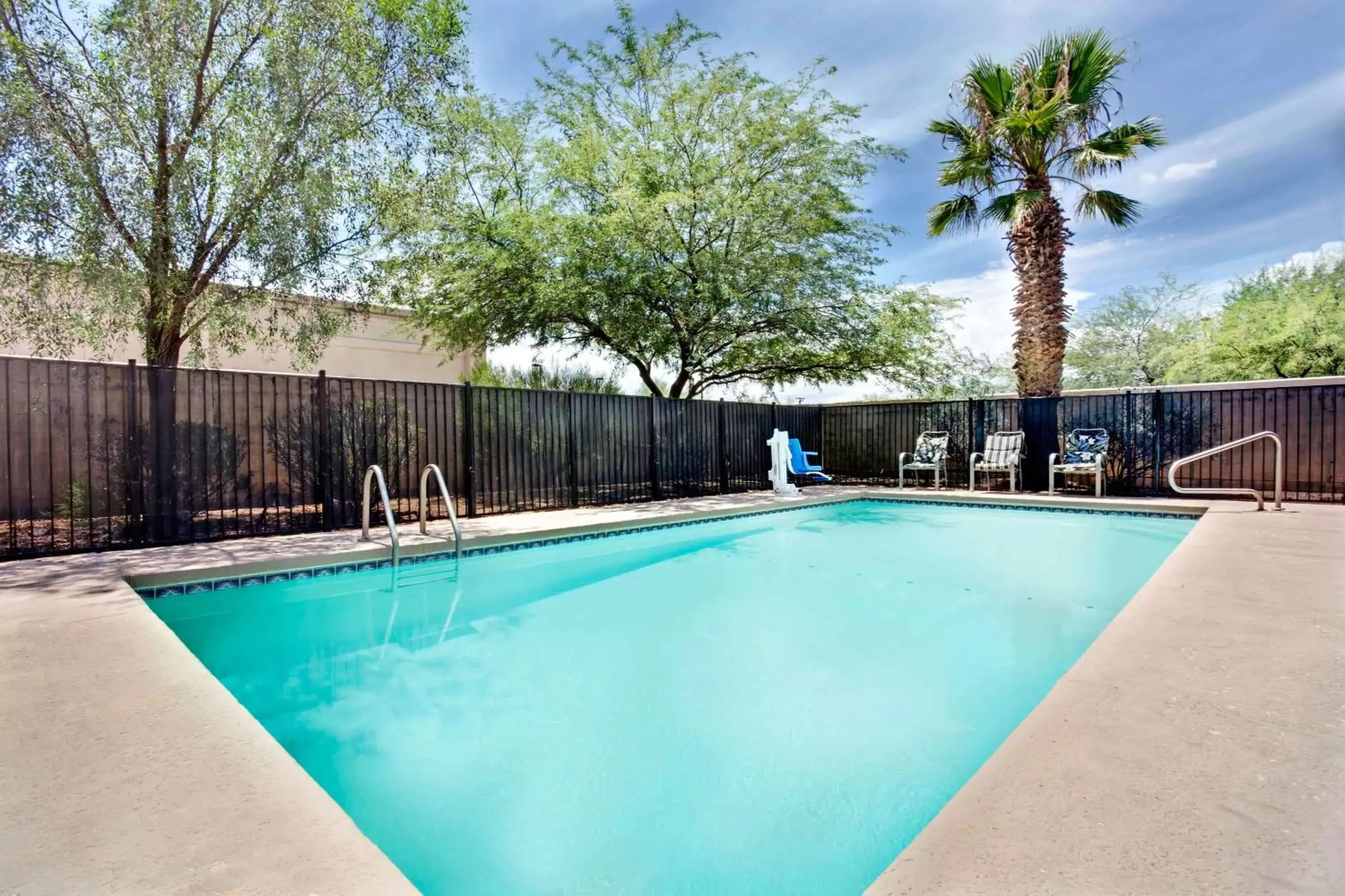 Activities, Swimming Pool in Super 8 by Wyndham Casa Grande