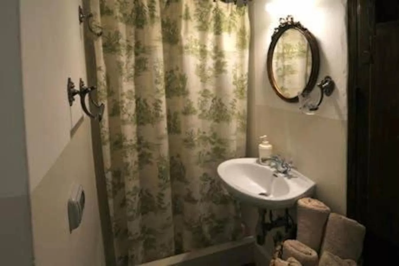 Shower in B&B del Giglio