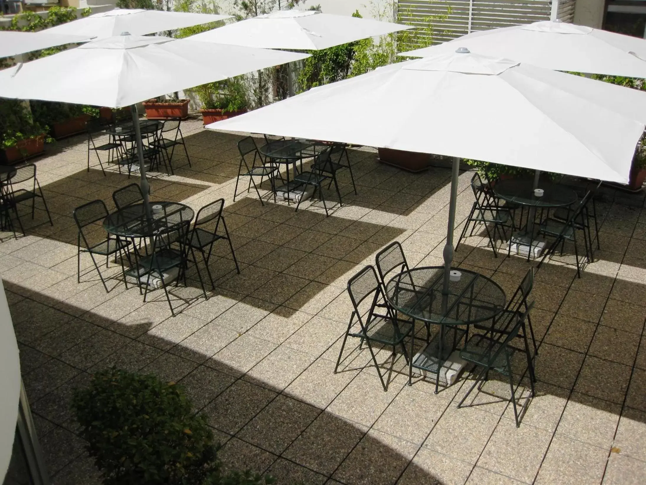 Balcony/Terrace, Restaurant/Places to Eat in Hotel Travel Park Lisboa