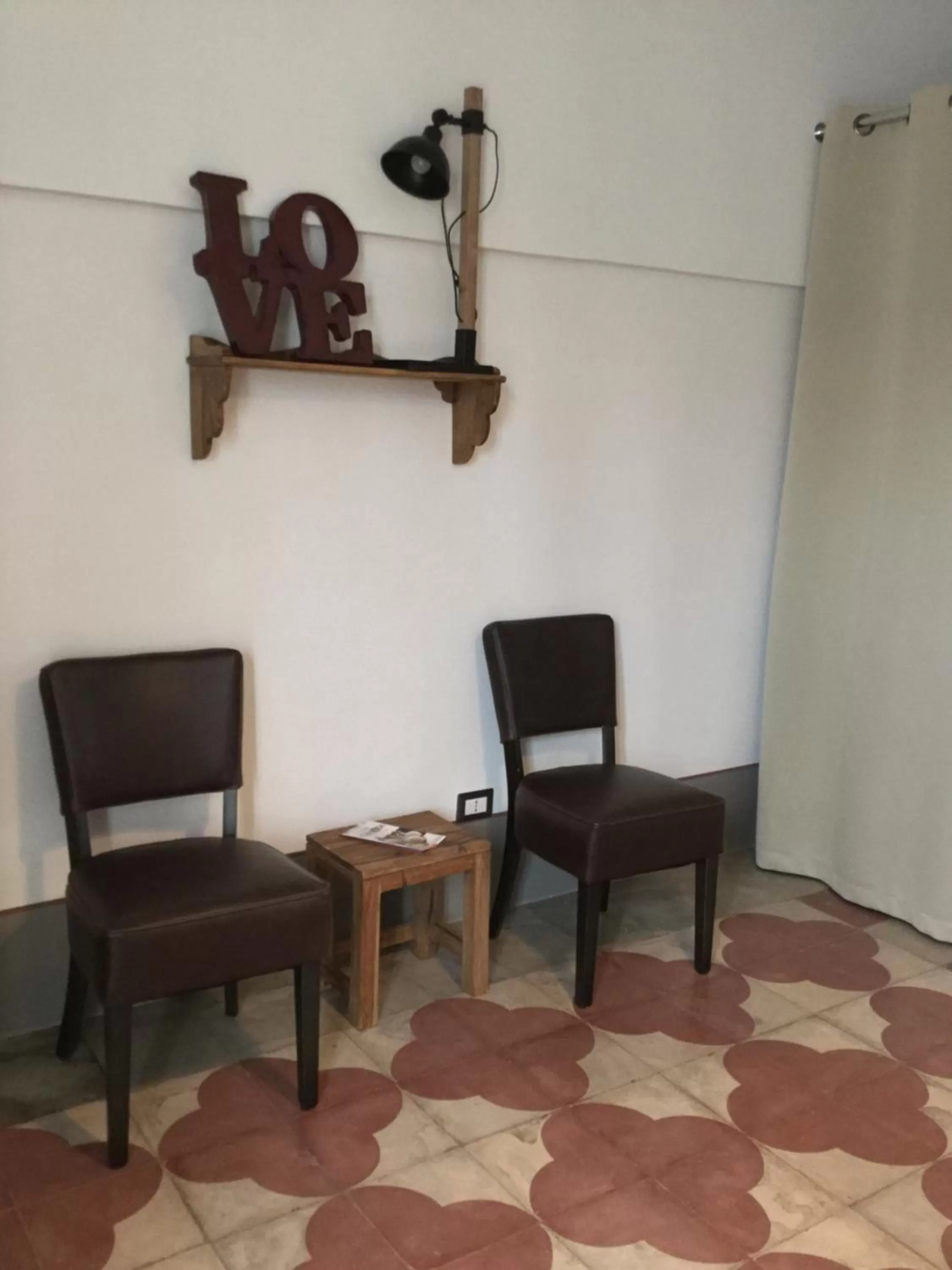 Decorative detail in Casa 28