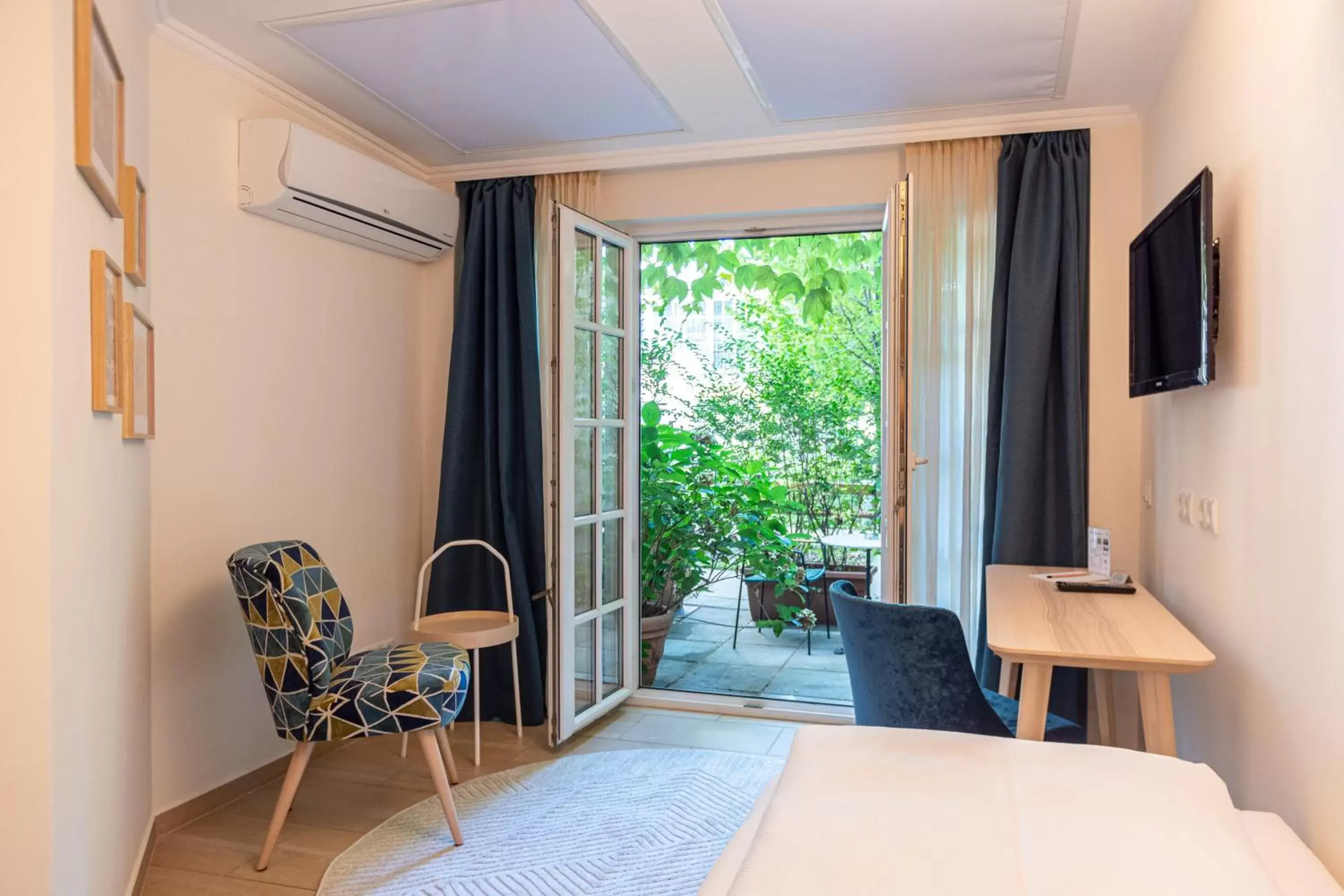 Bedroom, Seating Area in Hotel Spiess & Spiess