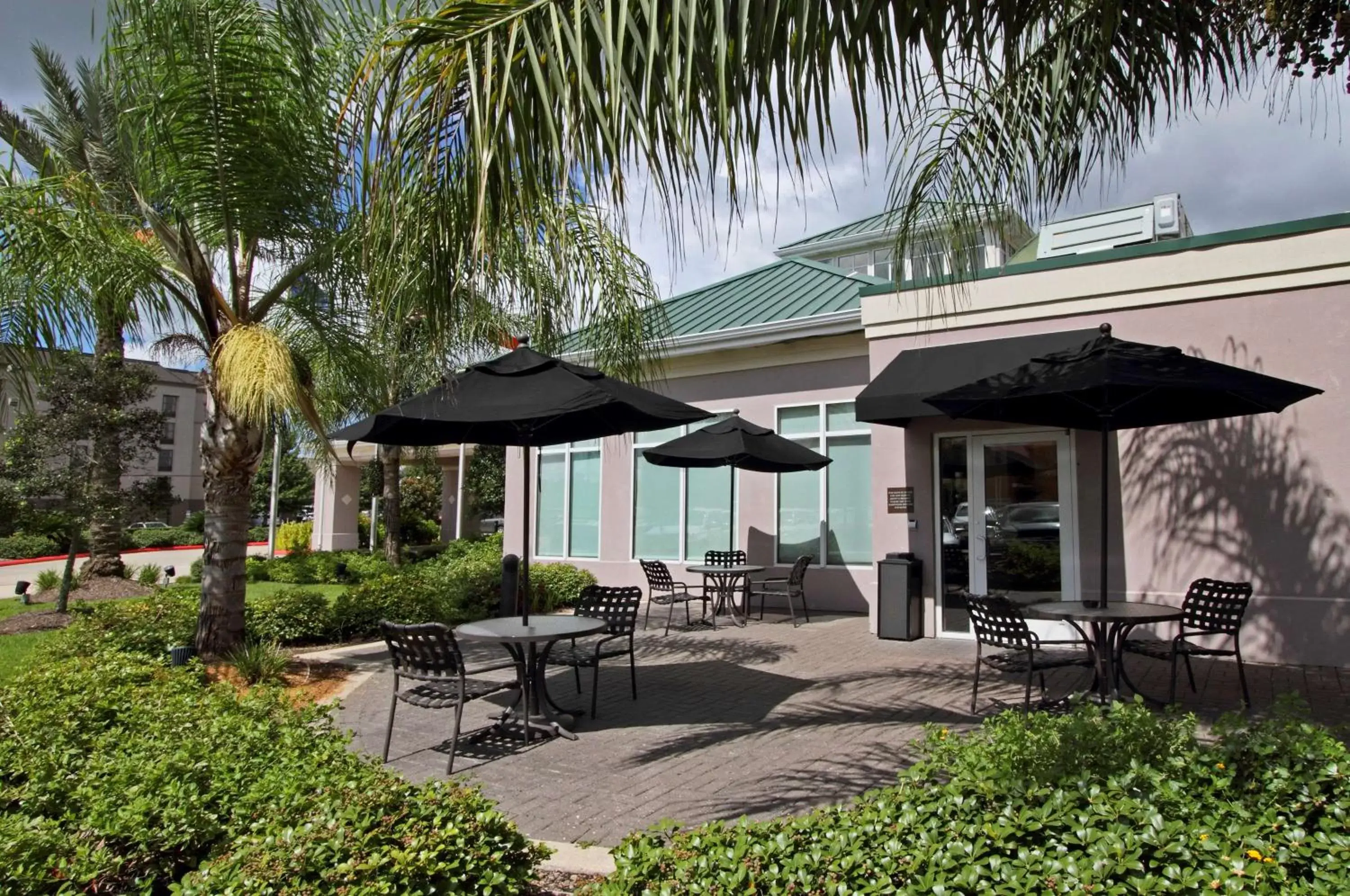 Property building in Hilton Garden Inn Beaumont Property building in Hilton Garden Inn Beaumont