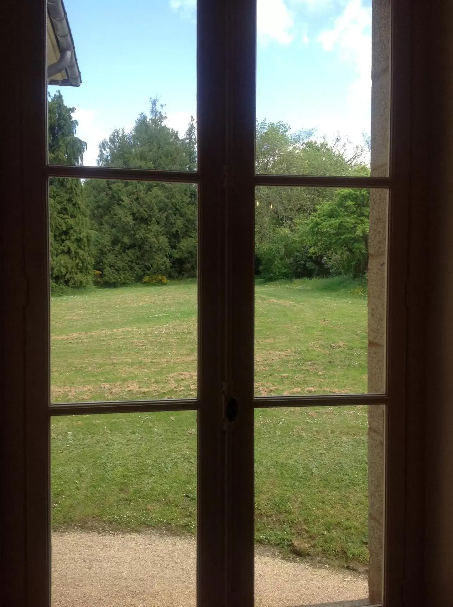 Garden view in Château de La Ville-Huë