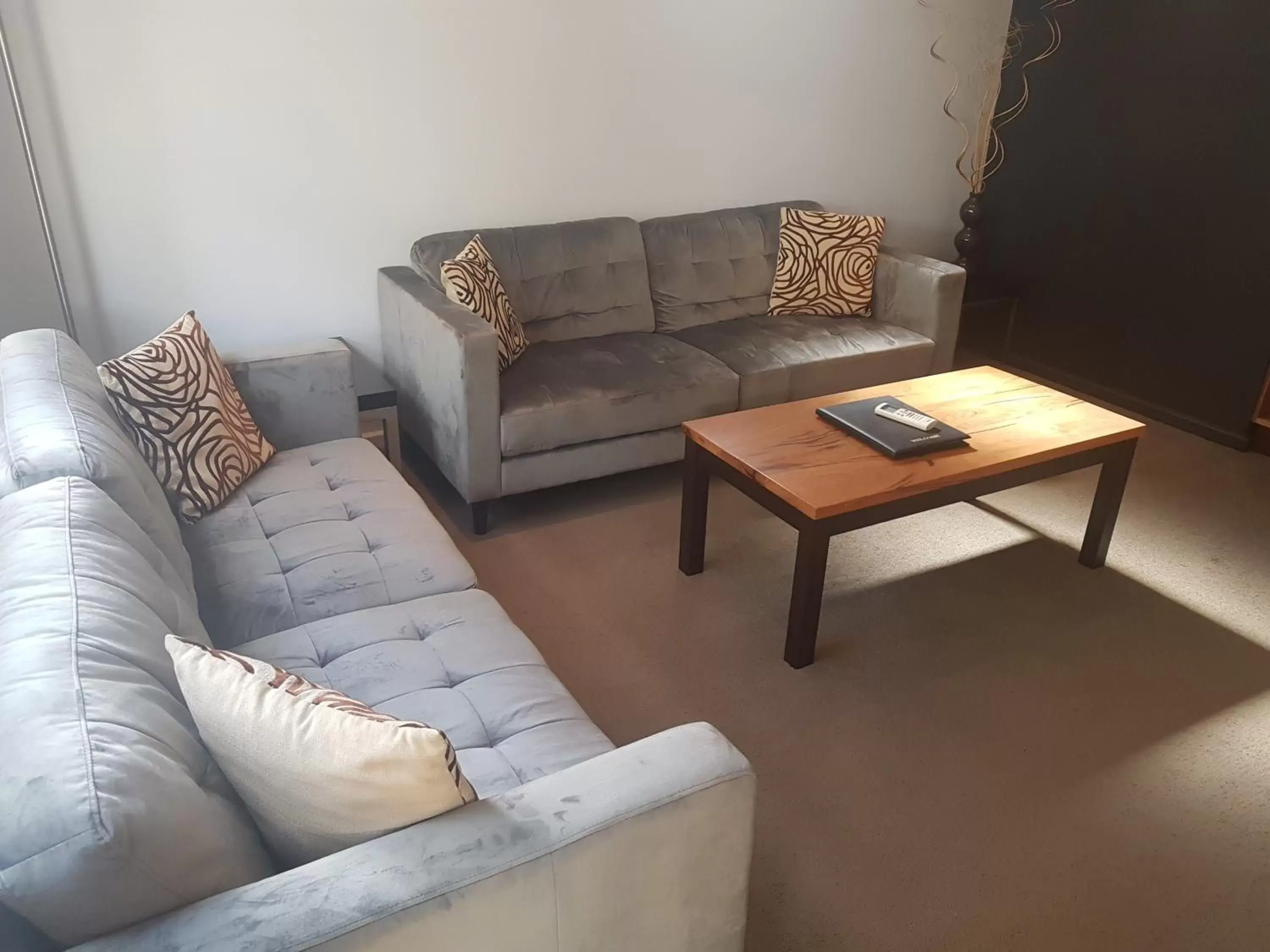 Living room, Seating Area in Adamsons Riverside Accommodation