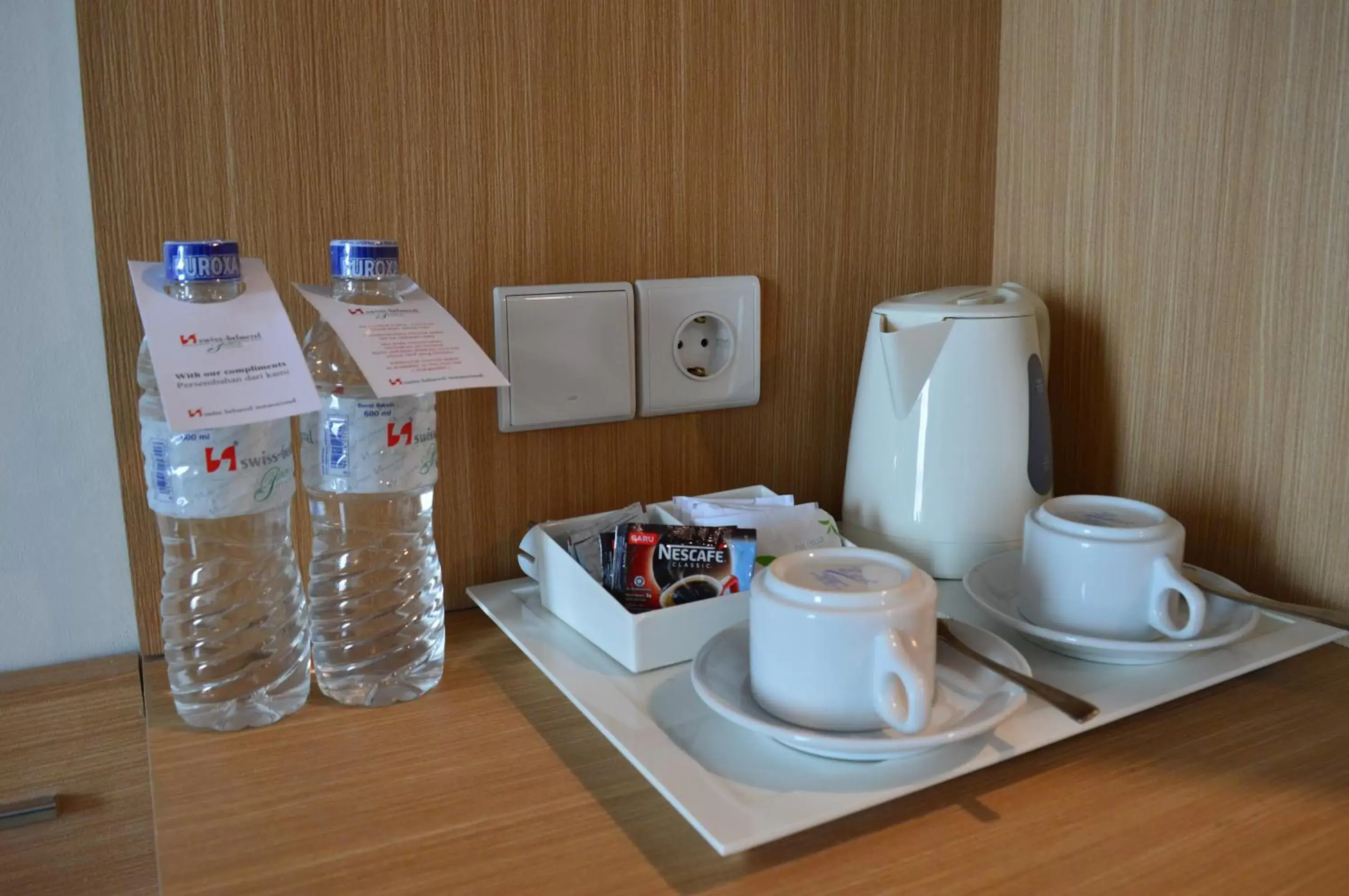 Coffee/tea facilities in Swiss-Belhotel Papua