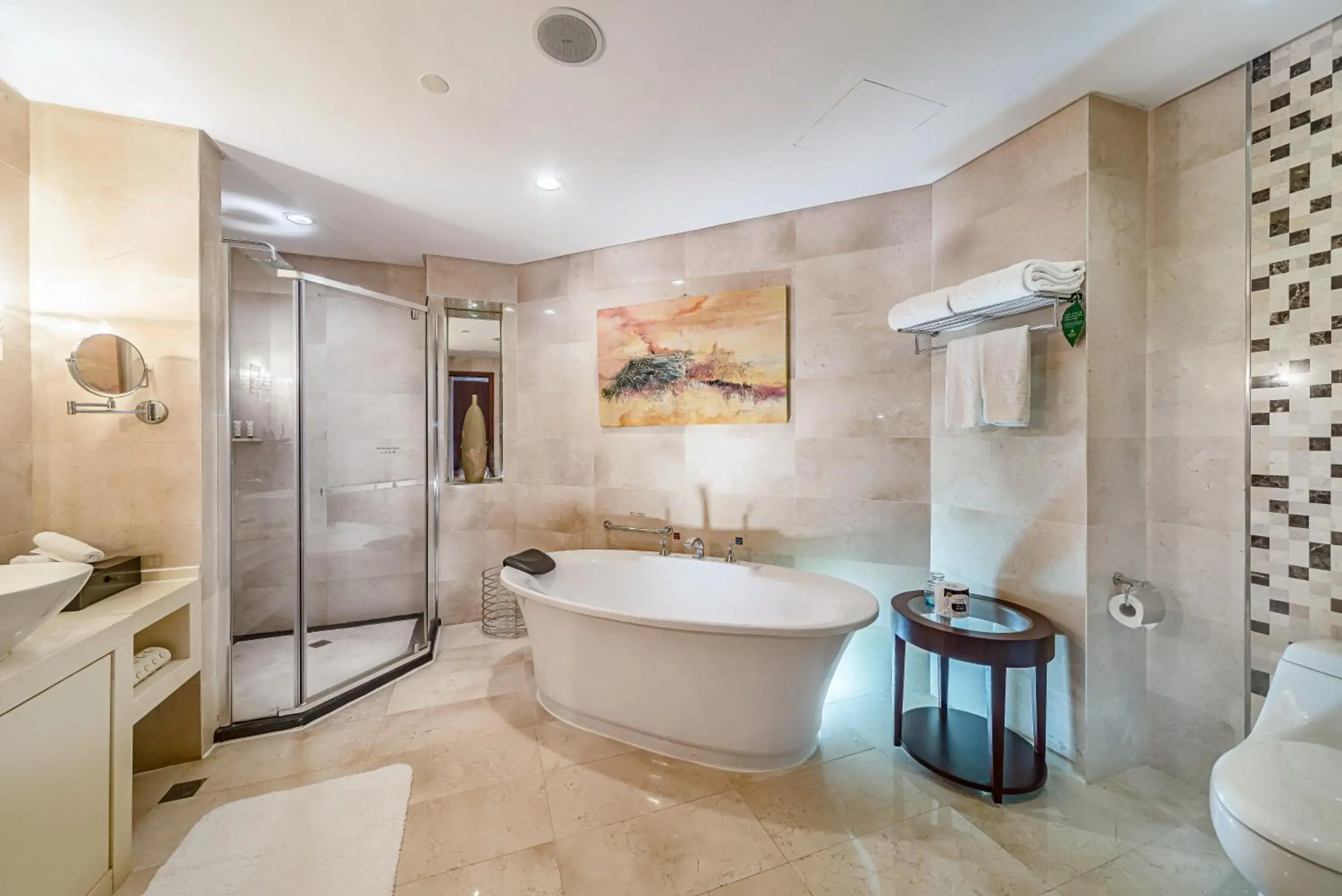 Bathroom in Haikou Mingguang Shengyi Hotel (Previous Mingguang International Hotel)