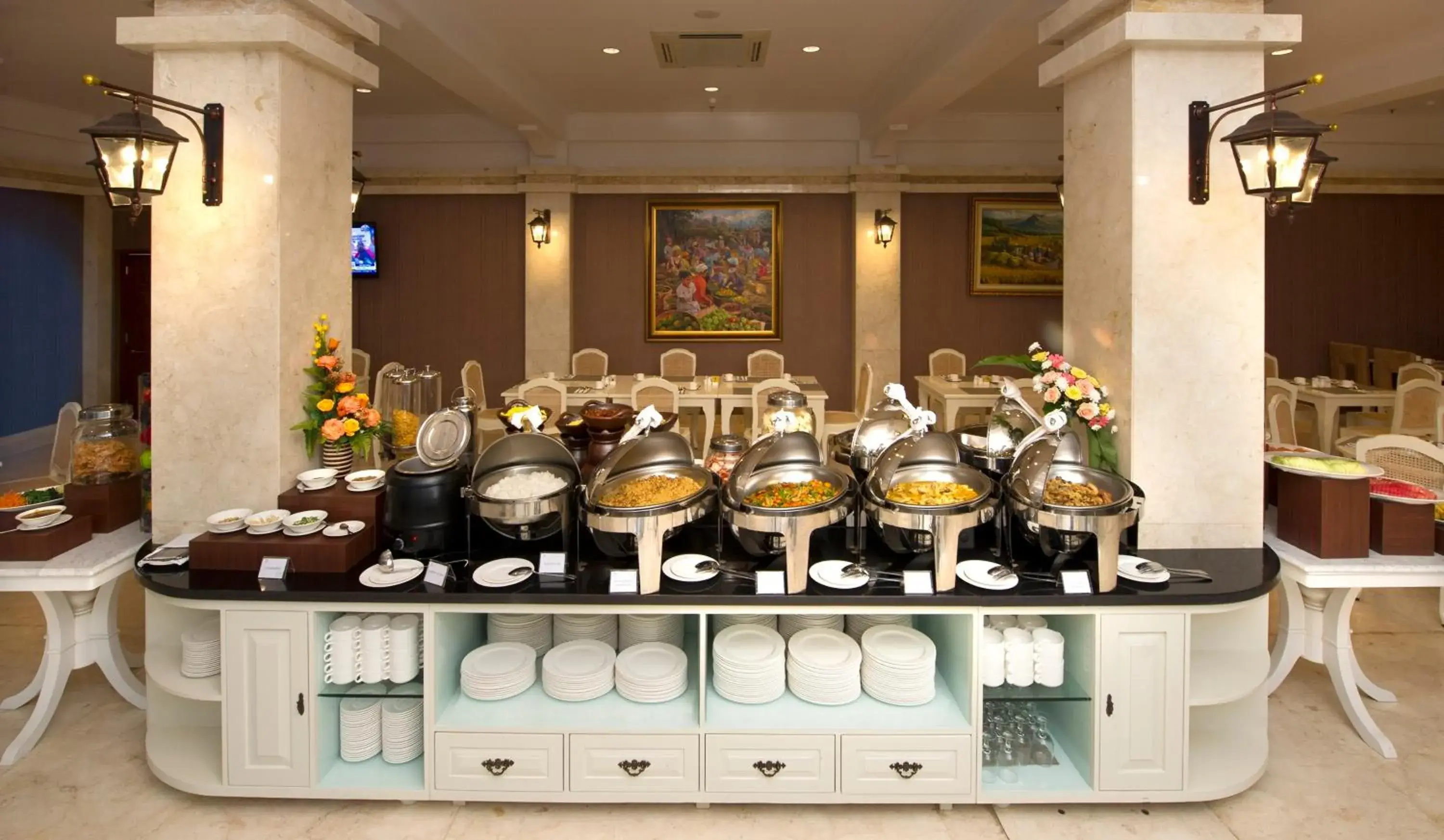 Food and drinks in Gallery Prawirotaman Hotel