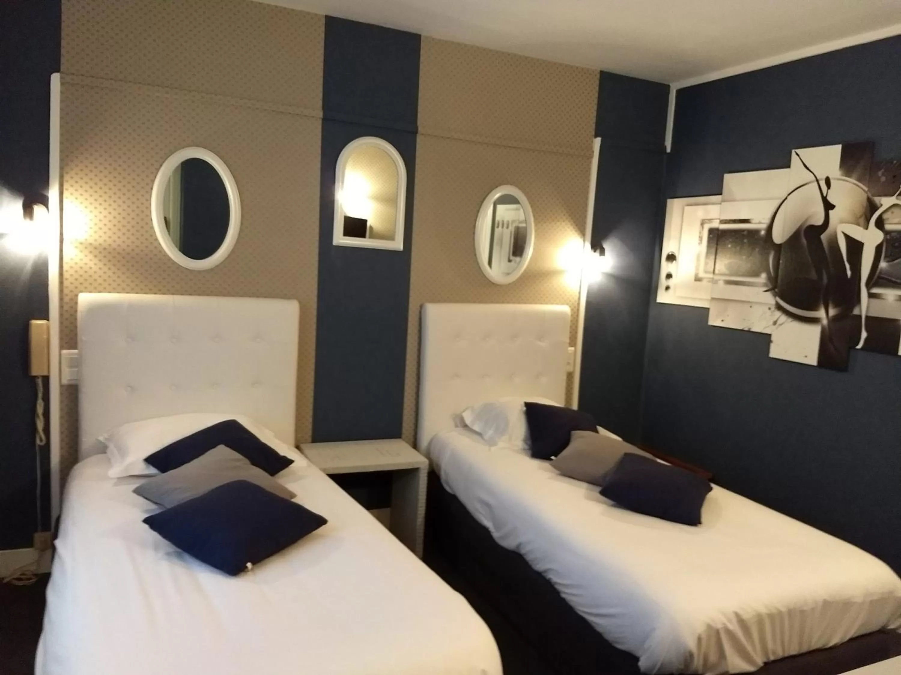 Decorative detail in Hôtel Patton