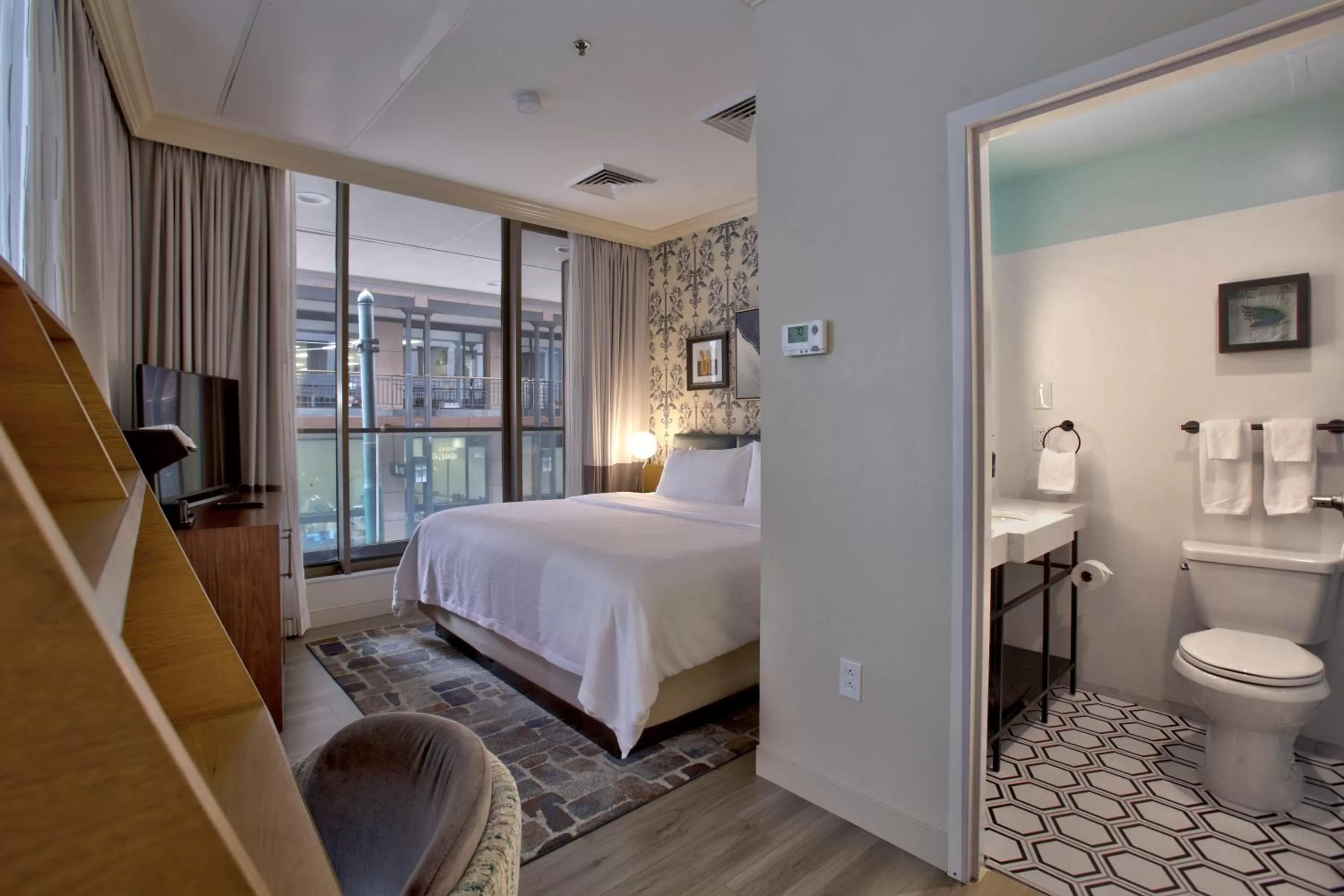 Toilet, Bed in Hotel Indigo New Orleans - French Quarter by IHG