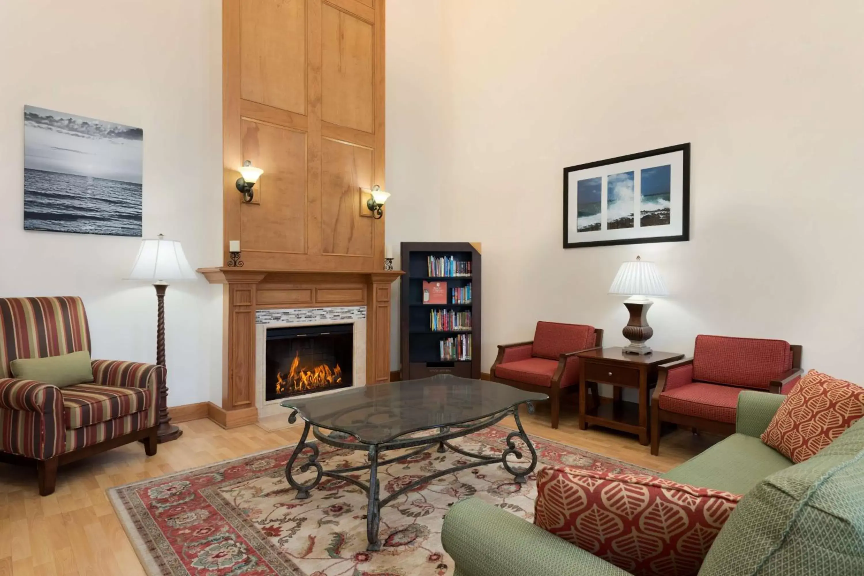 Lobby or reception, Seating Area in Country Inn & Suites by Radisson, St. Augustine Downtown Historic District, FL