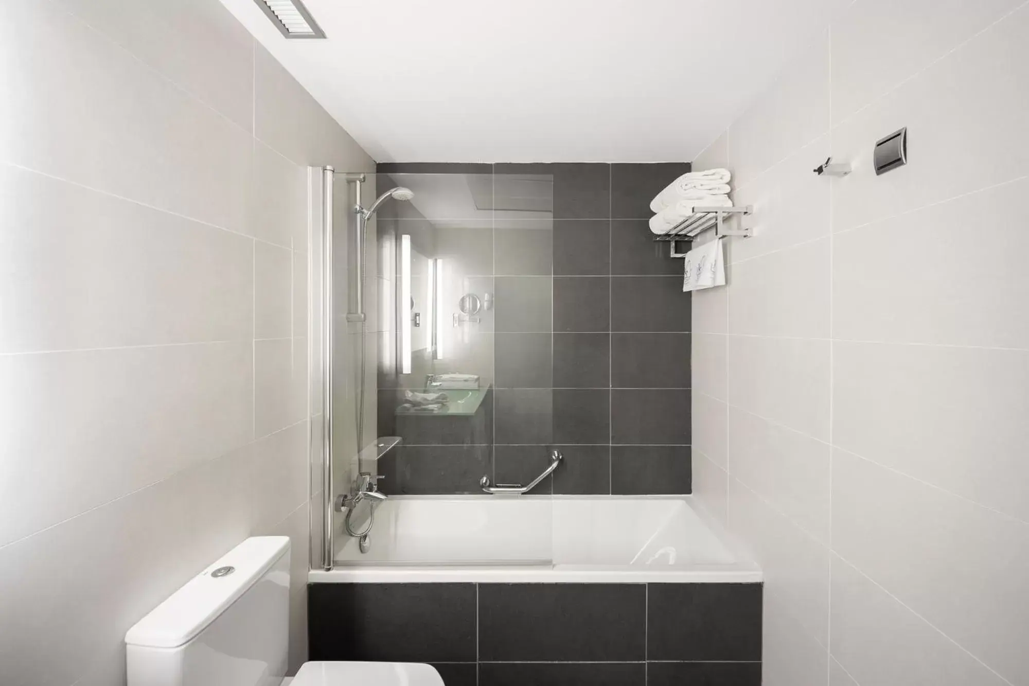 Shower, Bathroom in Maisonnave