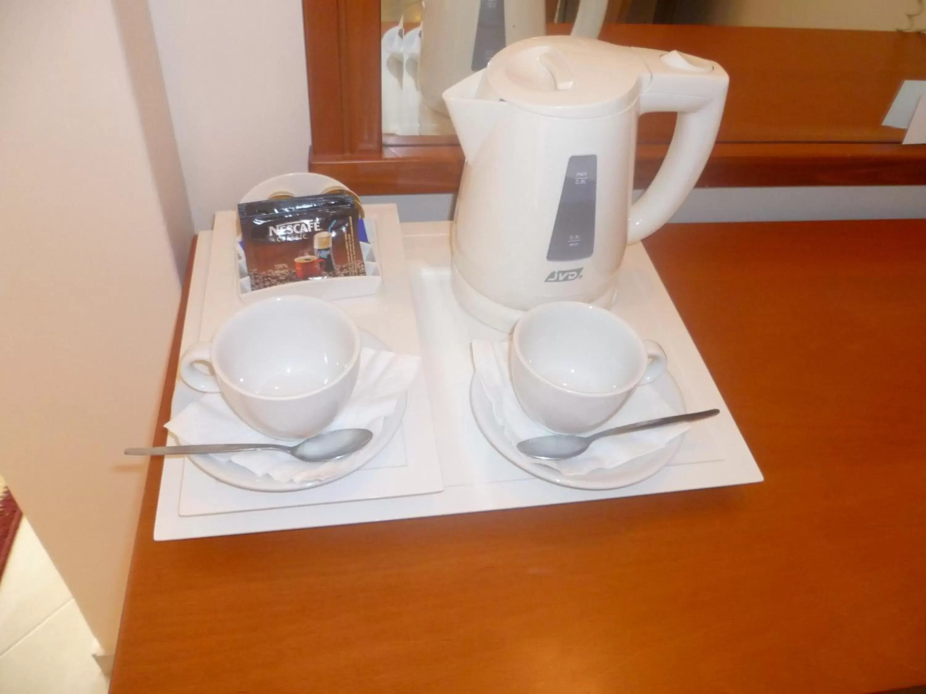 Coffee/tea facilities in Triton Hotel Piraeus