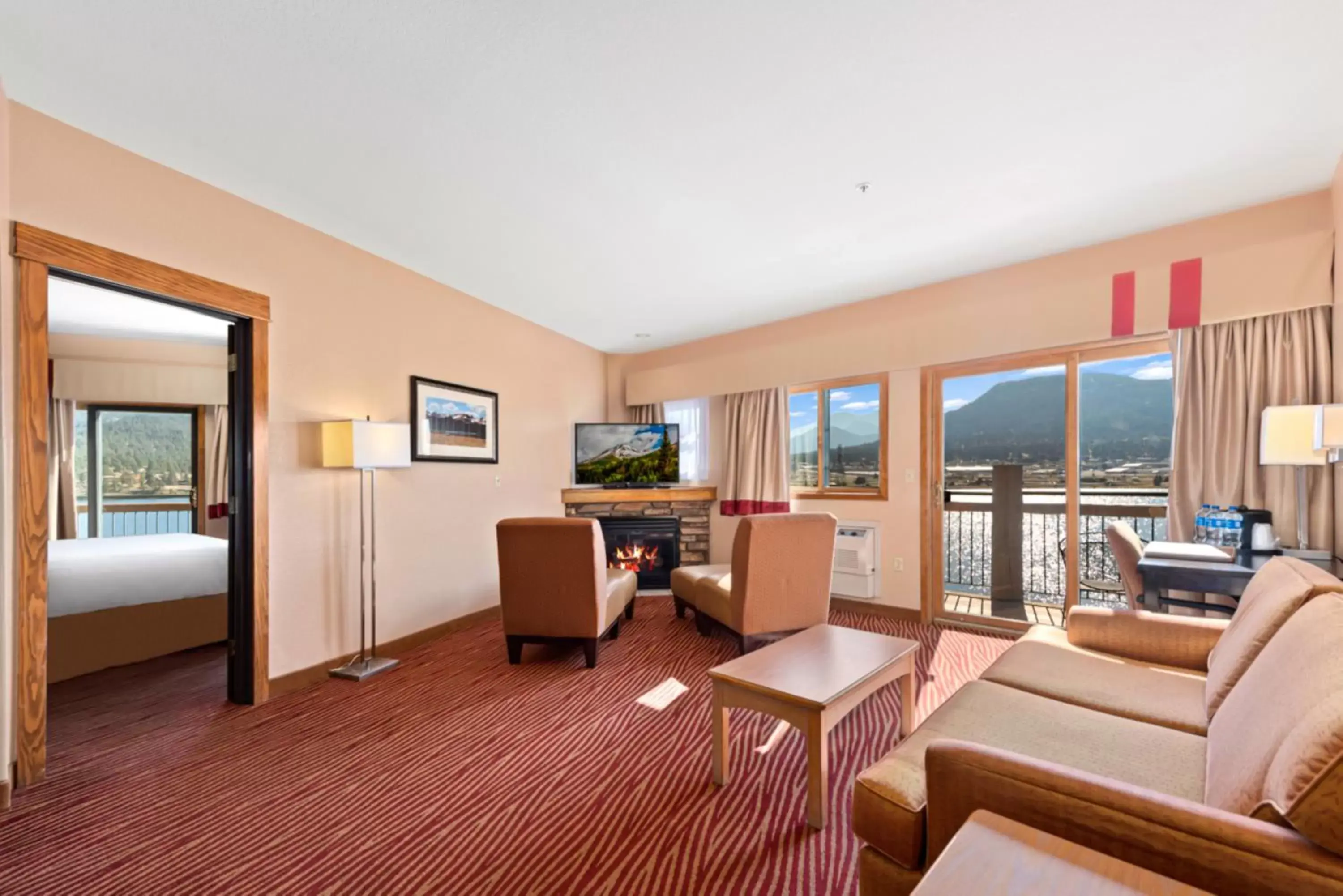 Living room, Seating Area in The Estes Park Resort