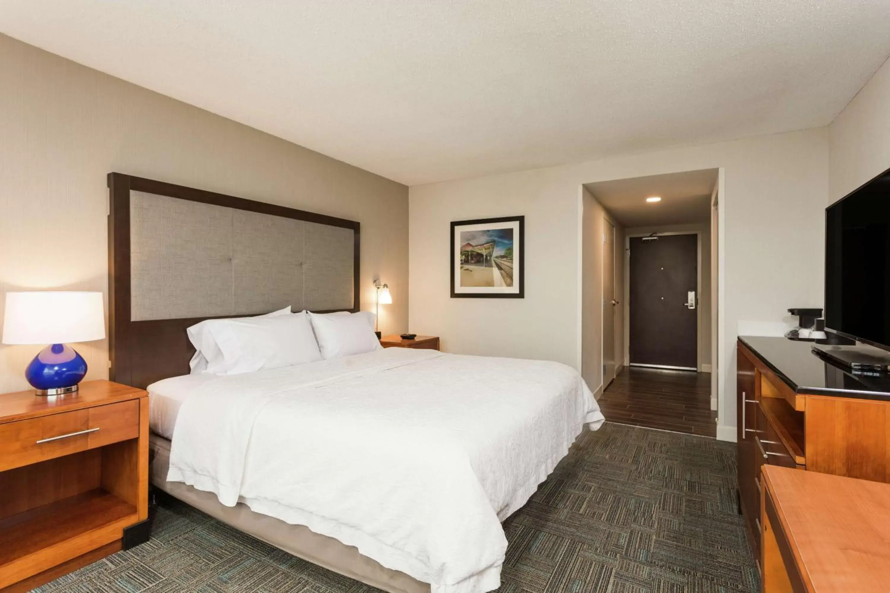 Bedroom, Bed in Hampton Inn Manassas