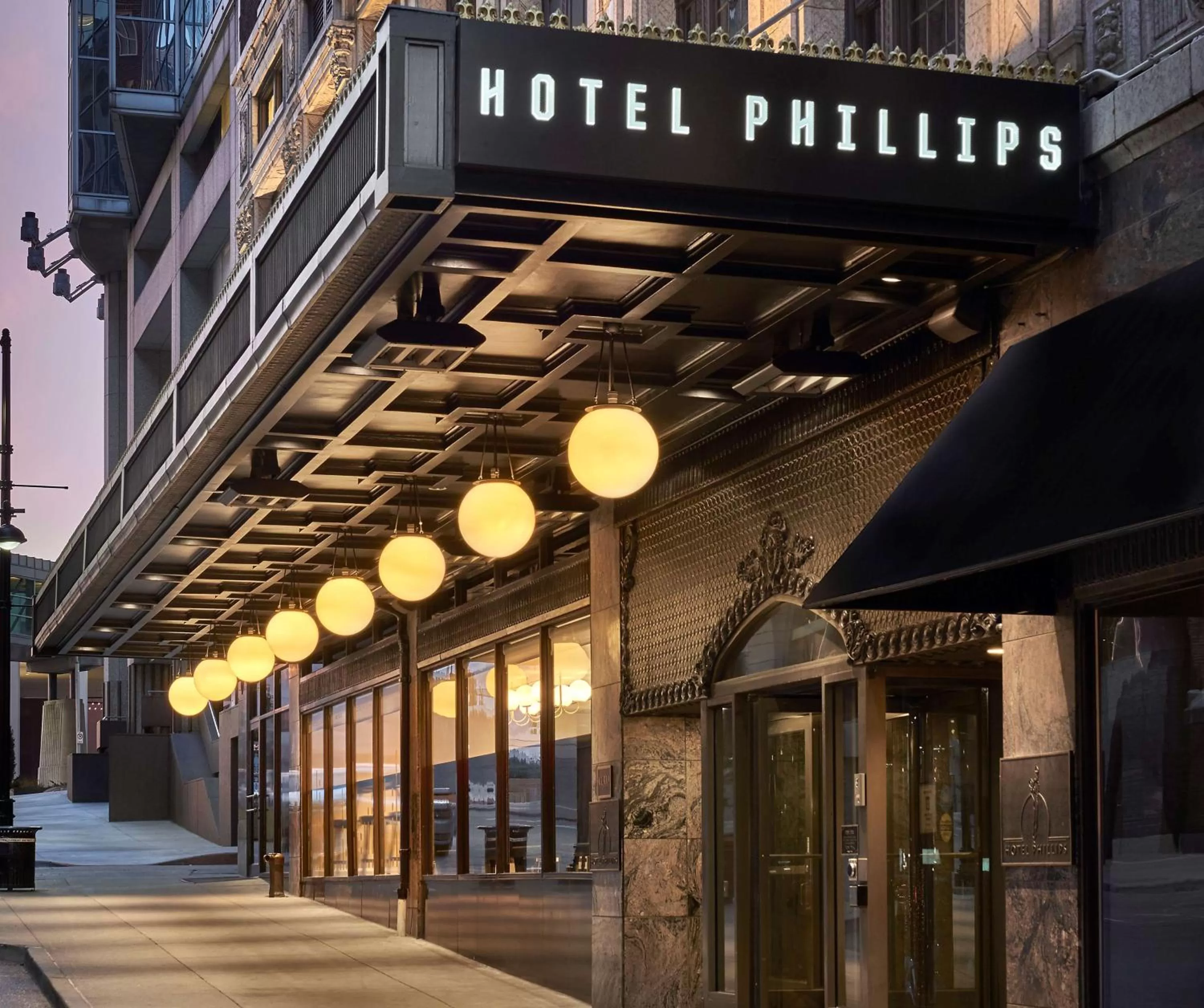 Property building in Hotel Phillips Kansas City, Curio Collection By Hilton