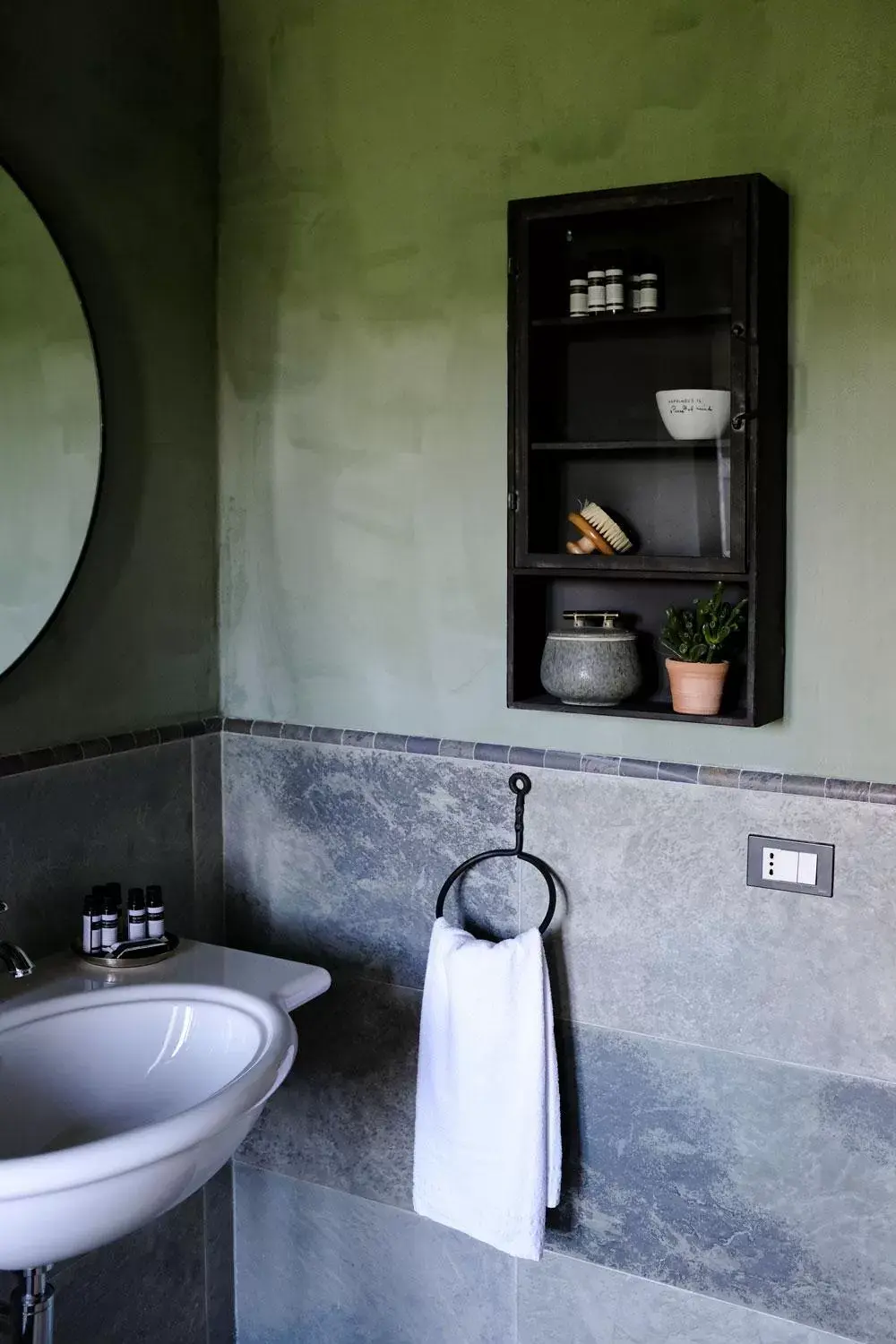 Bathroom in Borgo Castello Panicaglia