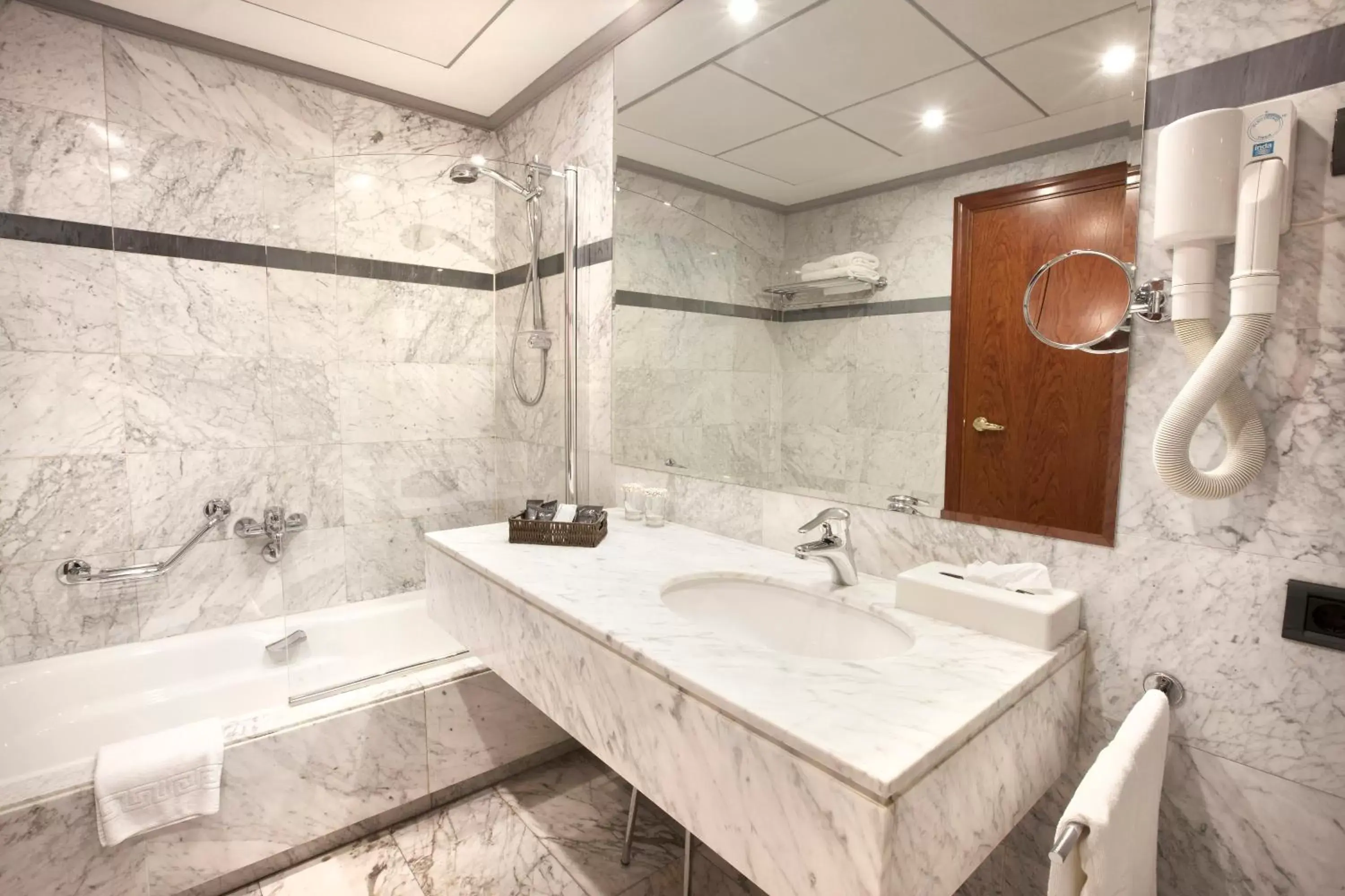 Bathroom in Hotel Gran Via